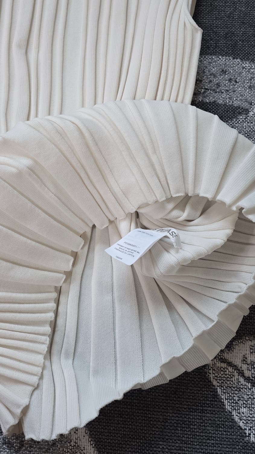 이세이 미야케 플리츠플리즈 니트 탑 (구입가 78만) 상품이미지6