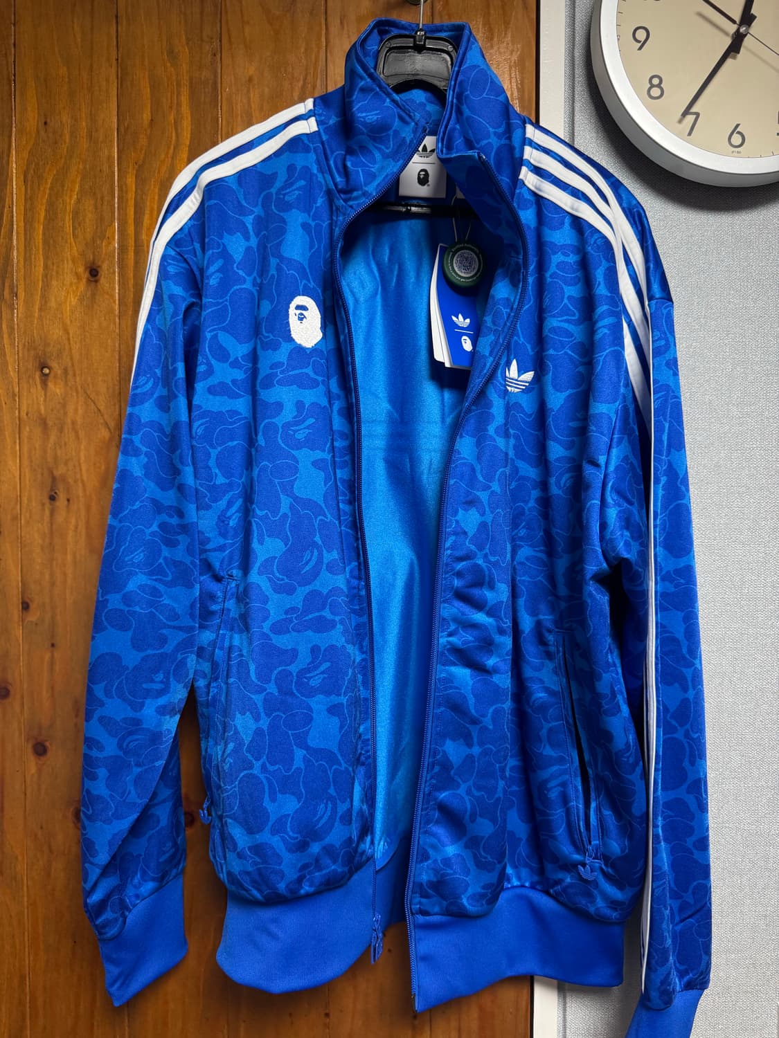 베이프 아디다스 트랙탑 상품이미지1