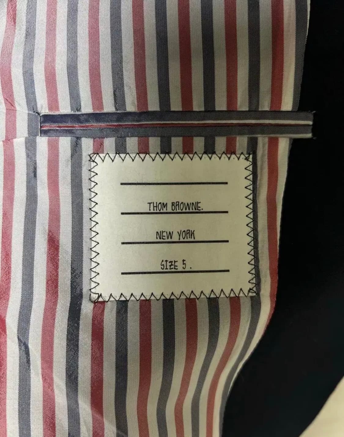 톰브라운 암밴드 블레이저(사이즈5) 상품이미지3