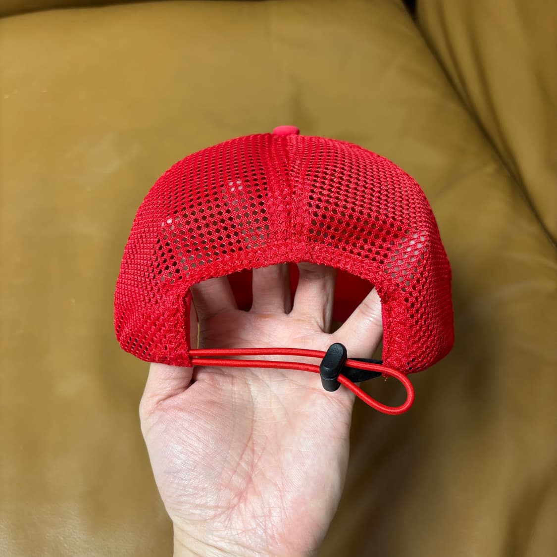 알렉스 조노 아이 디그 러닝 레드 메쉬 트러커 햇 레드 상품이미지8