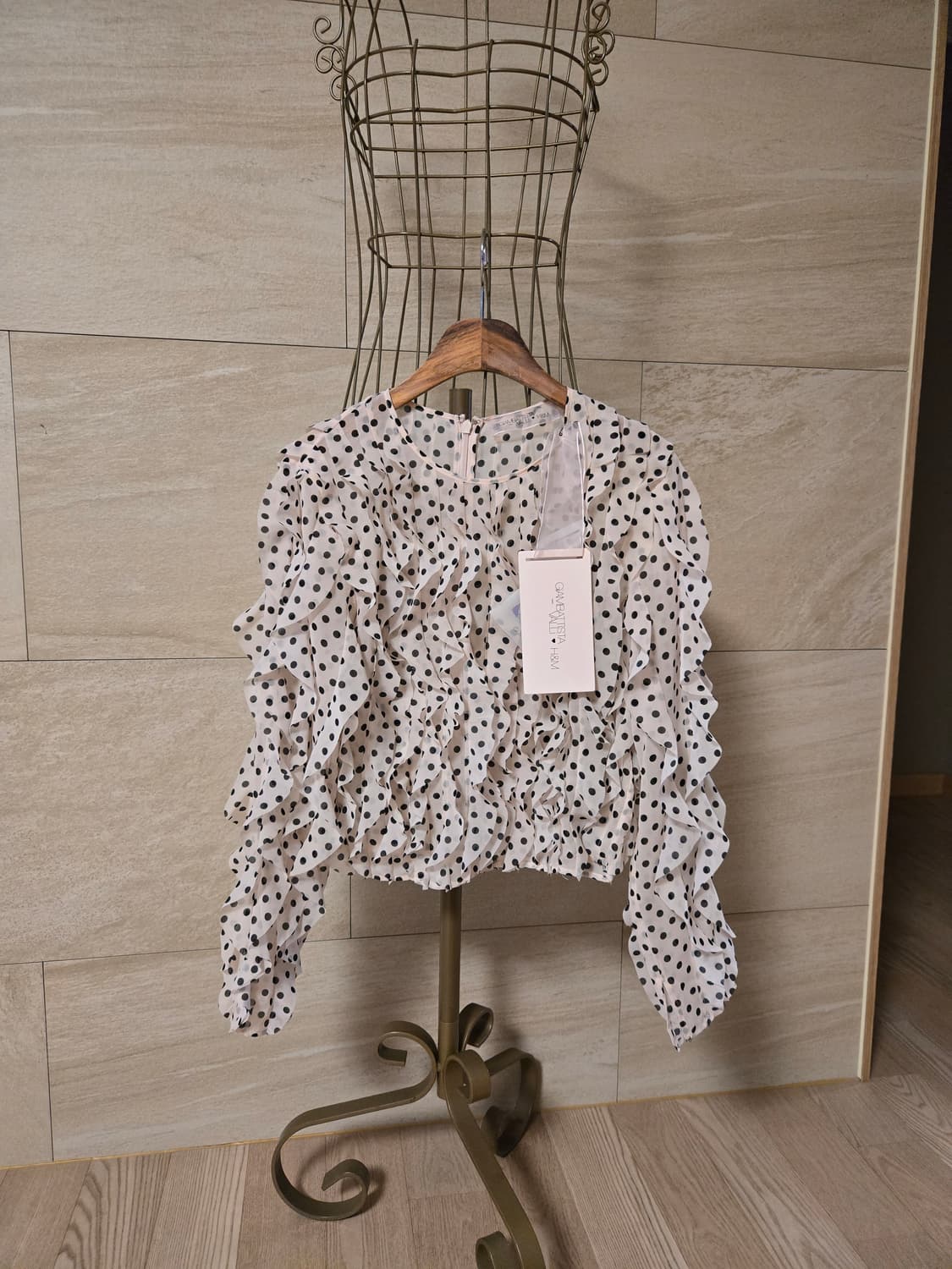 [36/미착용] 지암바티스타발리 x H&M 콜라보 블라우스  상품이미지2