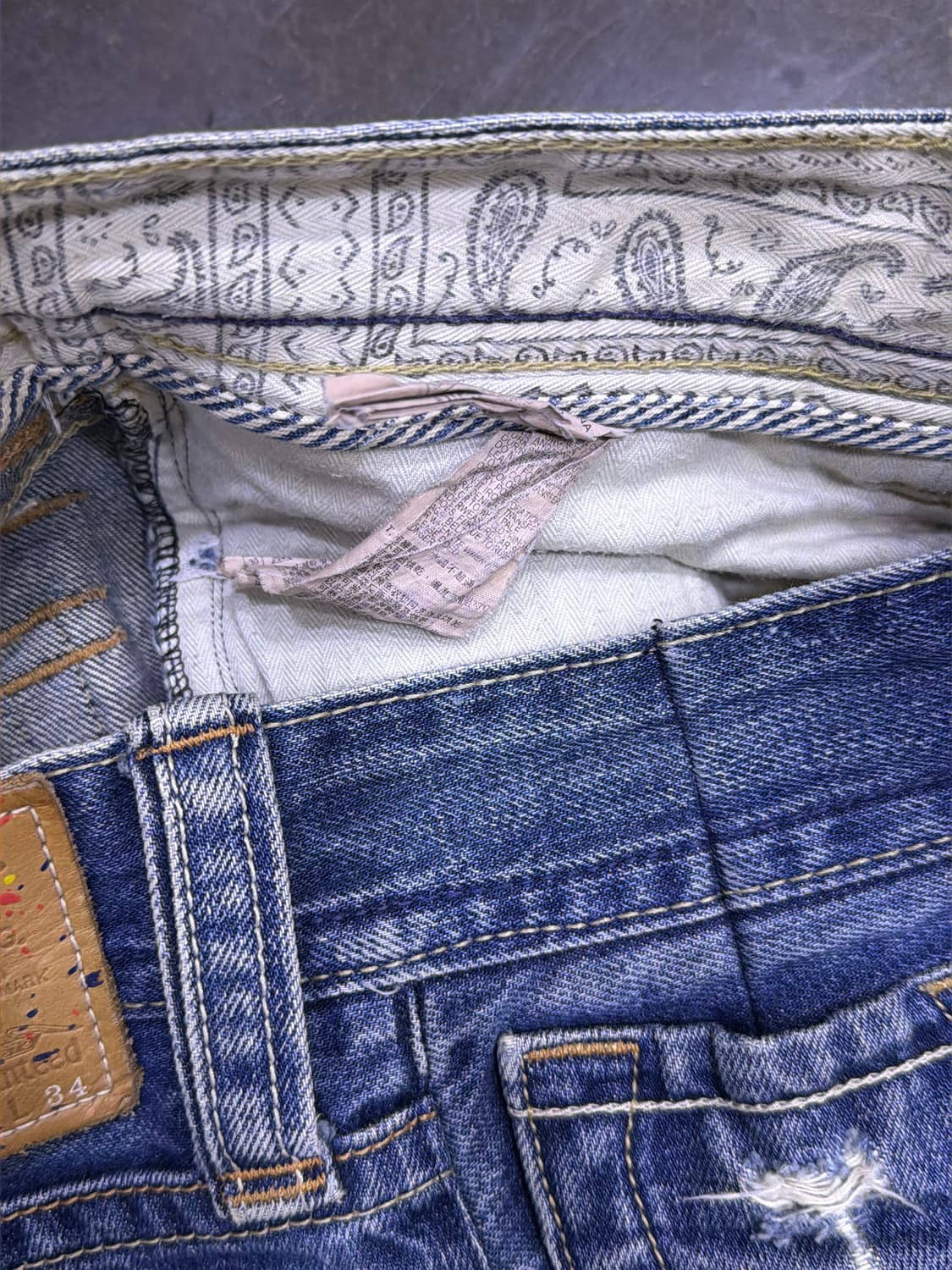 리바이스 523 스트레이트핏 백포켓 빈티지 데미지 워싱 데님팬츠 32 상품이미지10