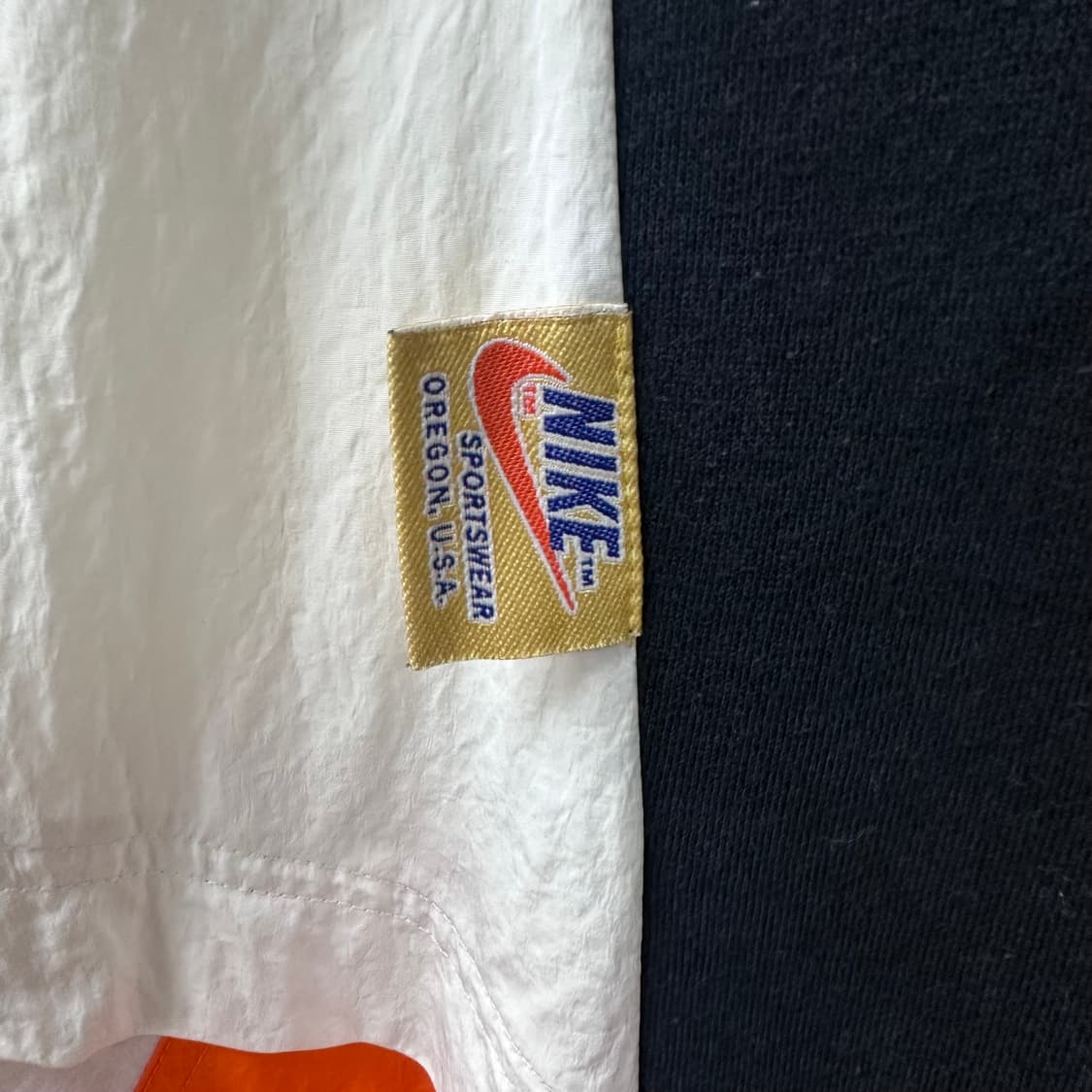 NIKE 나이키 우먼스 우븐 바람막이 후드 M 오버핏 J21 상품이미지6