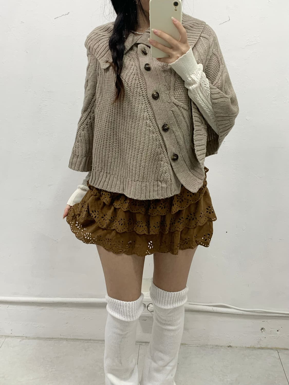 [KUMIKYOKU] 쿠미쿄쿠 사와코 라떼갸루 챠콜브라운 케이프 상품이미지3