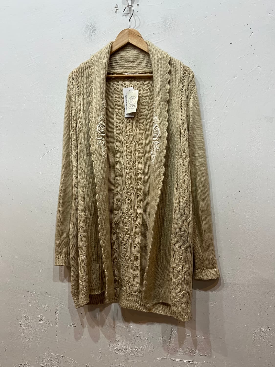 액시즈팜 논버튼 롱 가디건 미사용품 상품이미지1