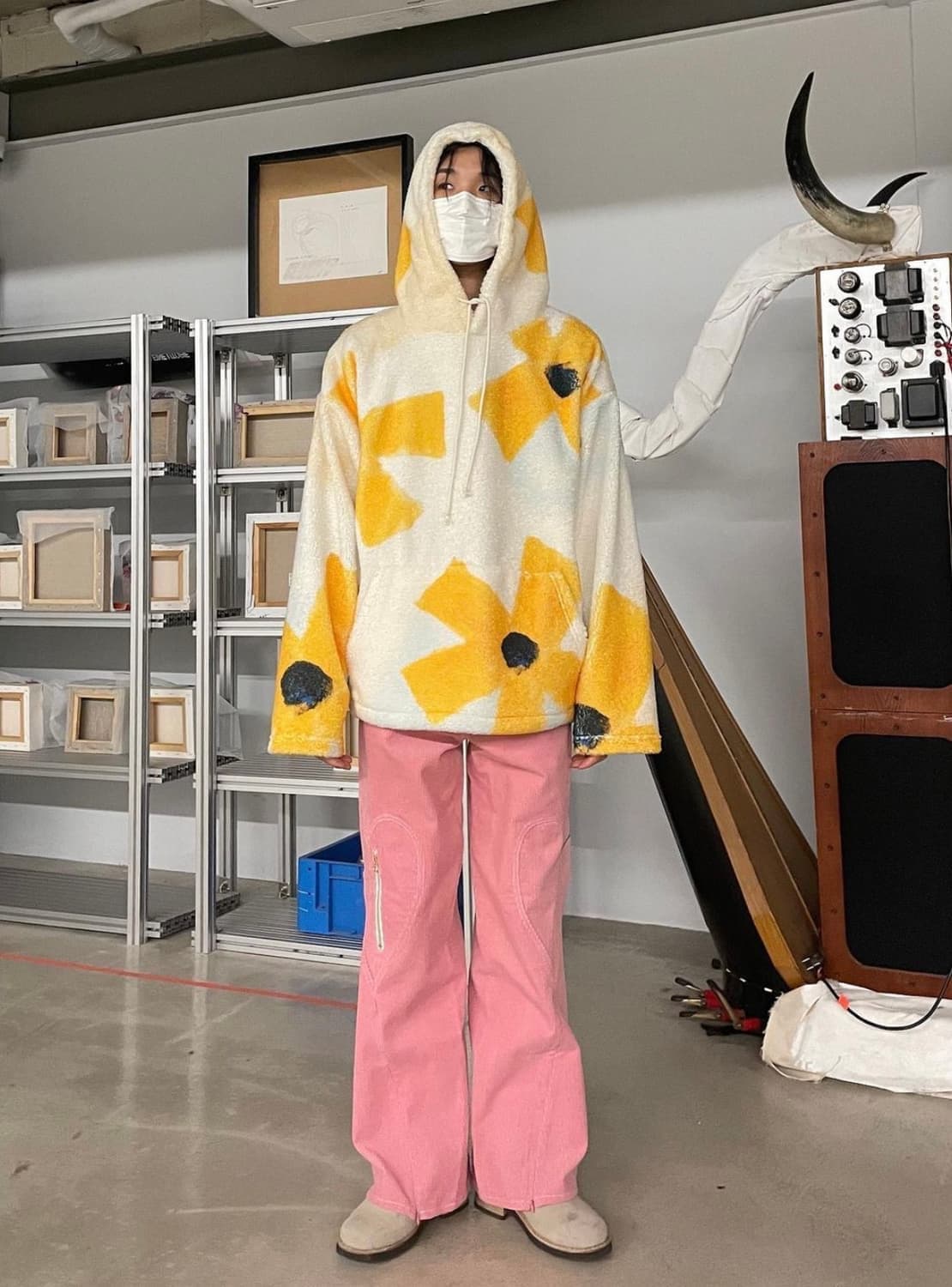 더 뮤지엄 비지터 하트 코듀로이 팬츠 상품이미지1