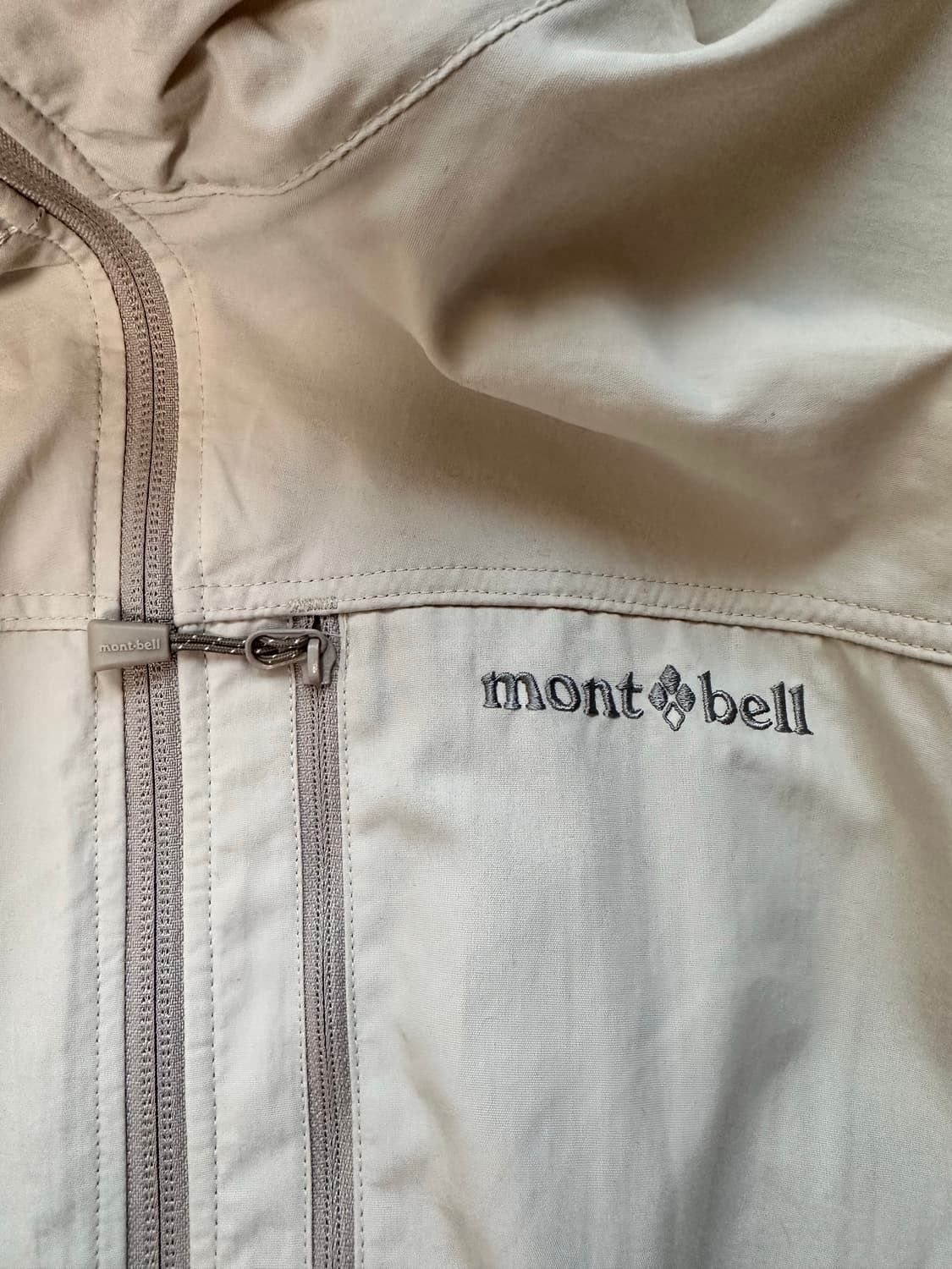 [XL] 몽벨 바람막이 아이보리 상품이미지4