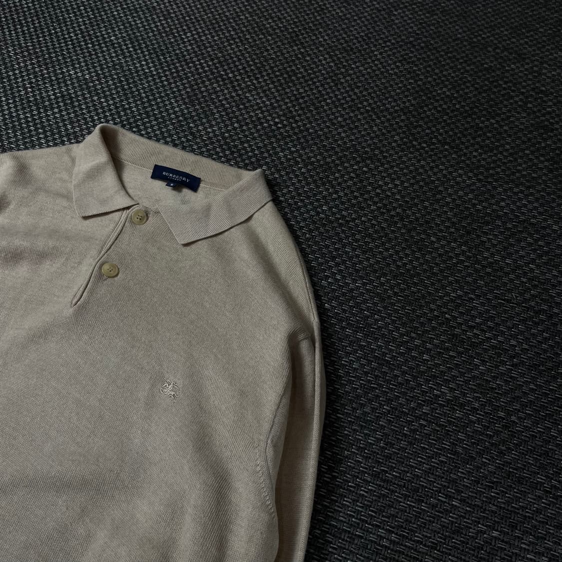 버버리 베이지 자수로고 PK 카라 니트 5 상품이미지5