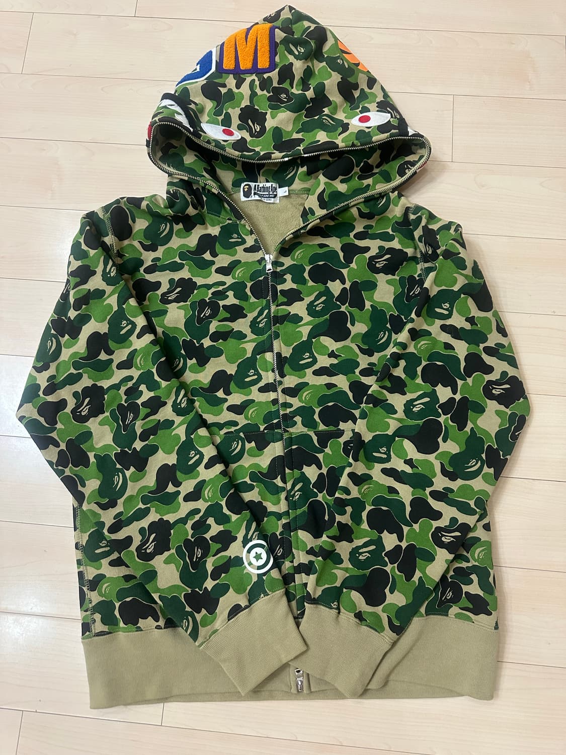 베이프 샤크후드 녹계 L 상품이미지2