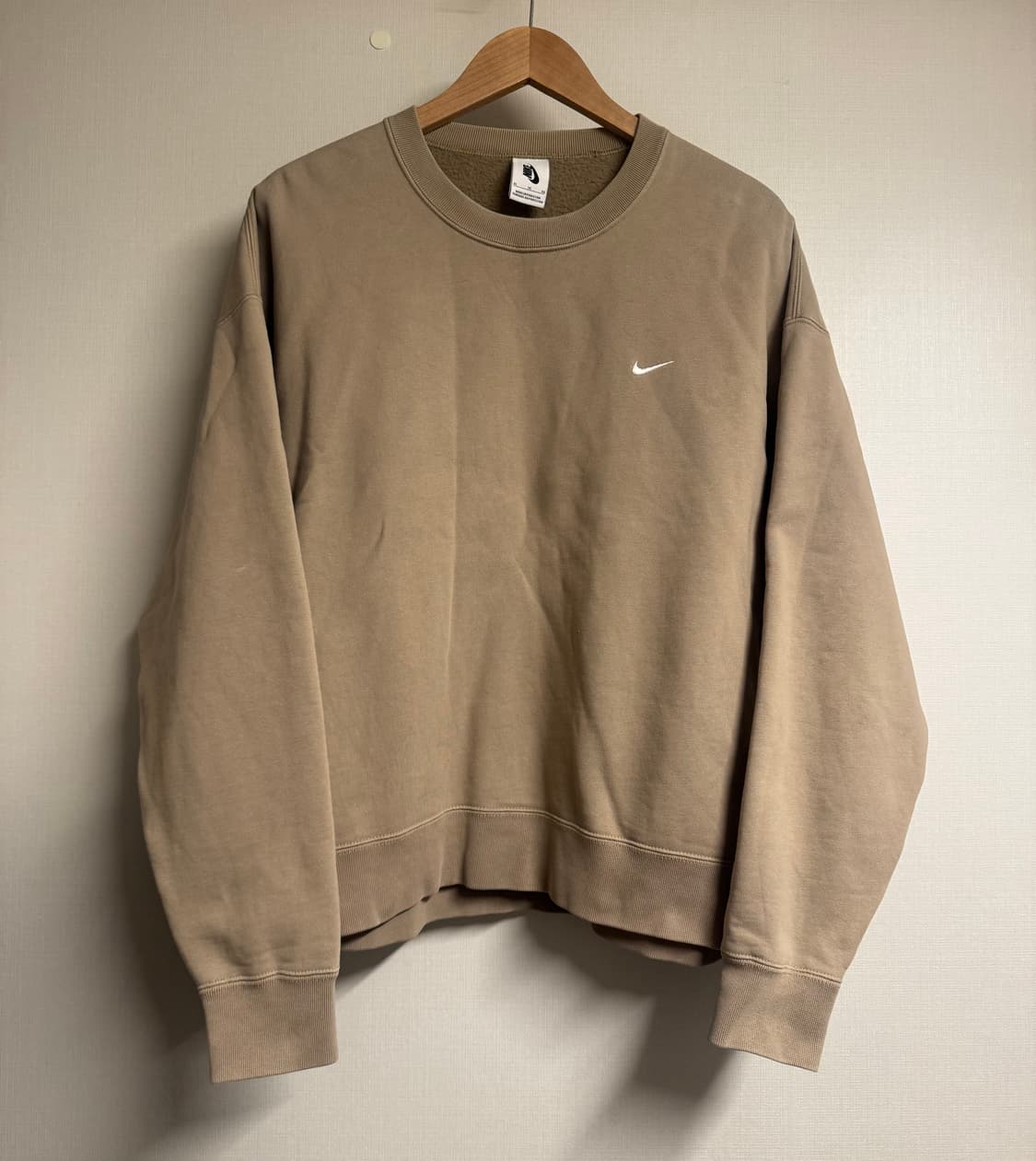 나이키NRG 솔로스우시 맨투맨 카키 XL 상품이미지1