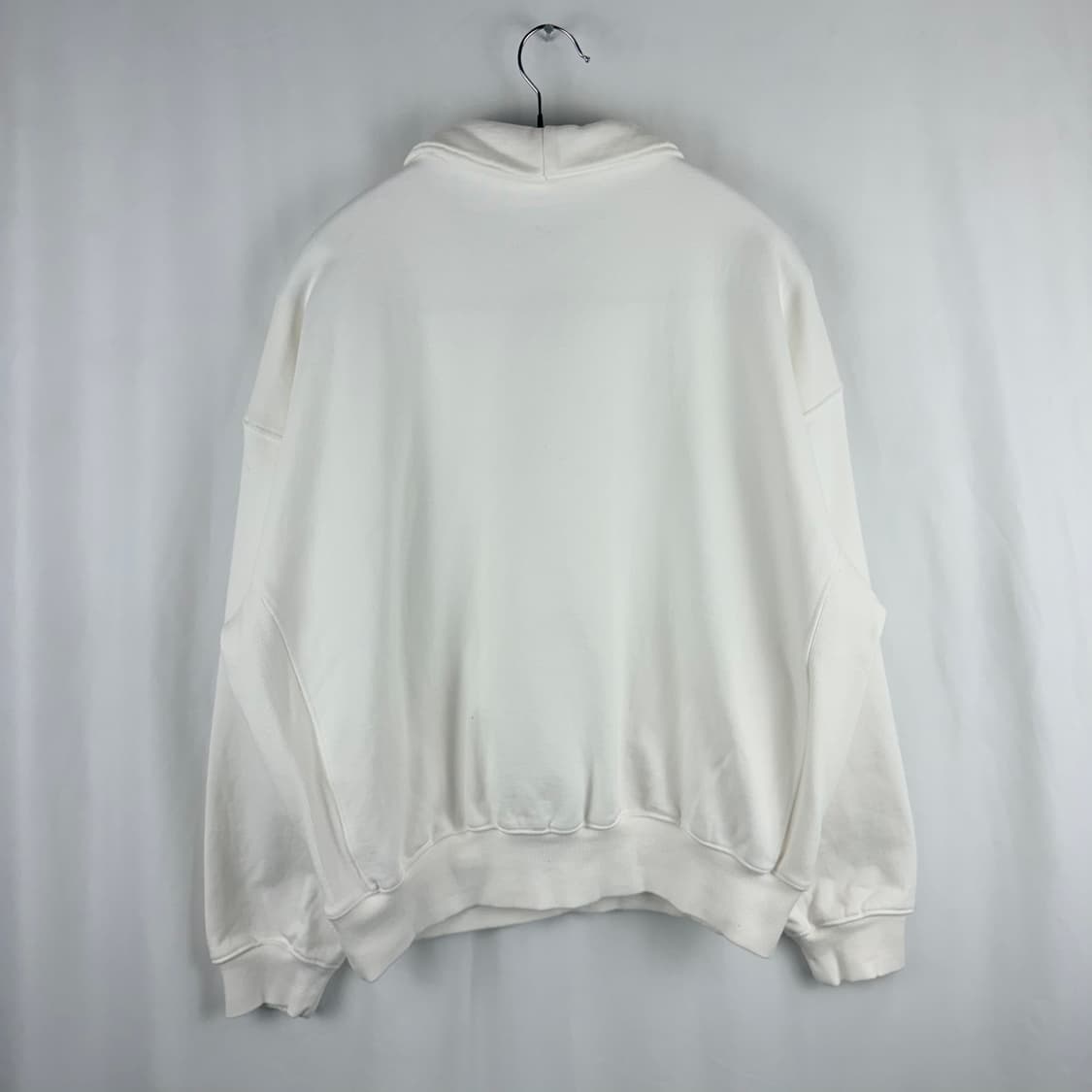 (F) 마르디메크르디 플라워 리폼 카라 맨투맨 화이트 상품이미지5