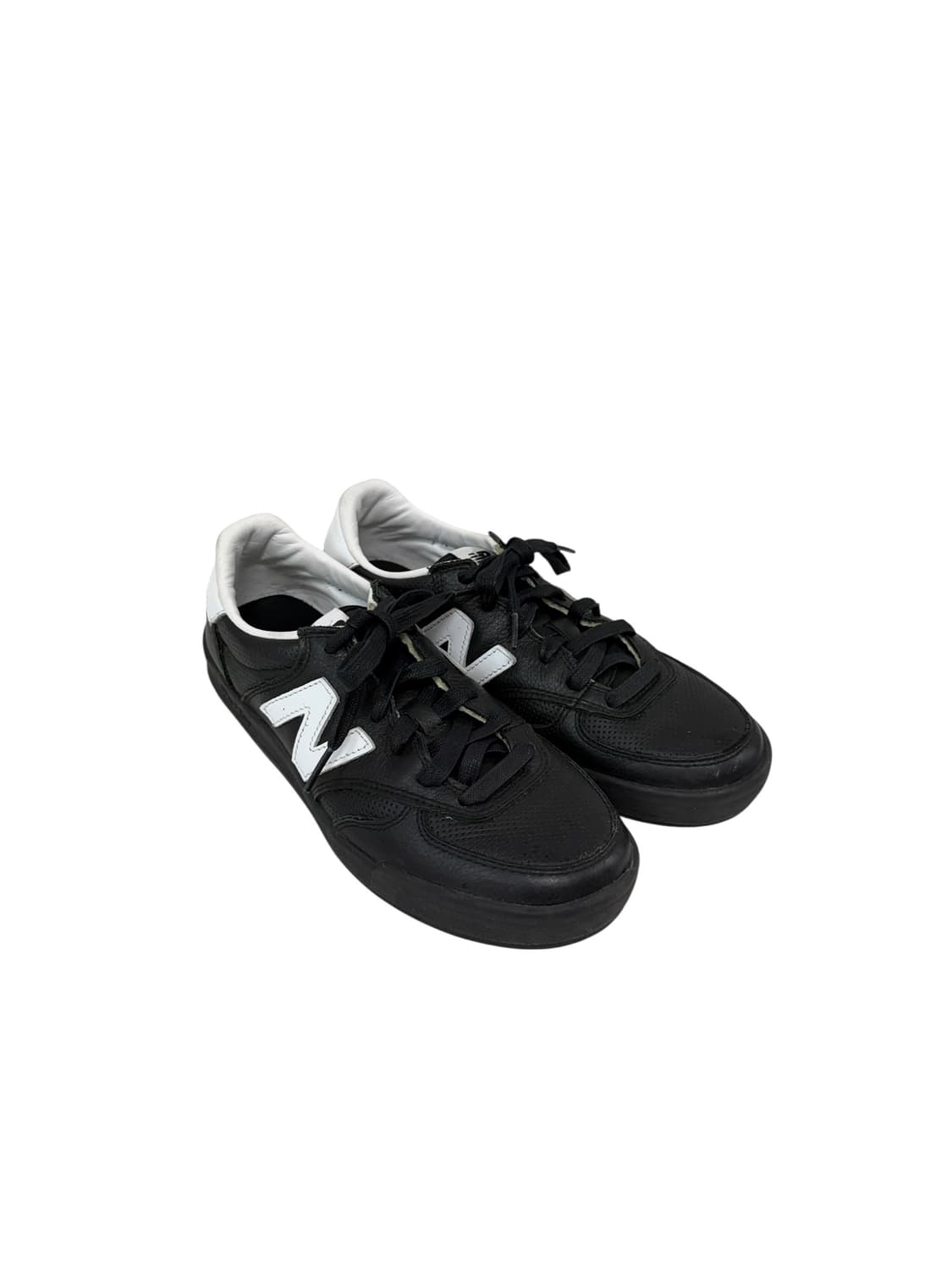 뉴발란스300 블랙 스니커즈 (250) 상품이미지1
