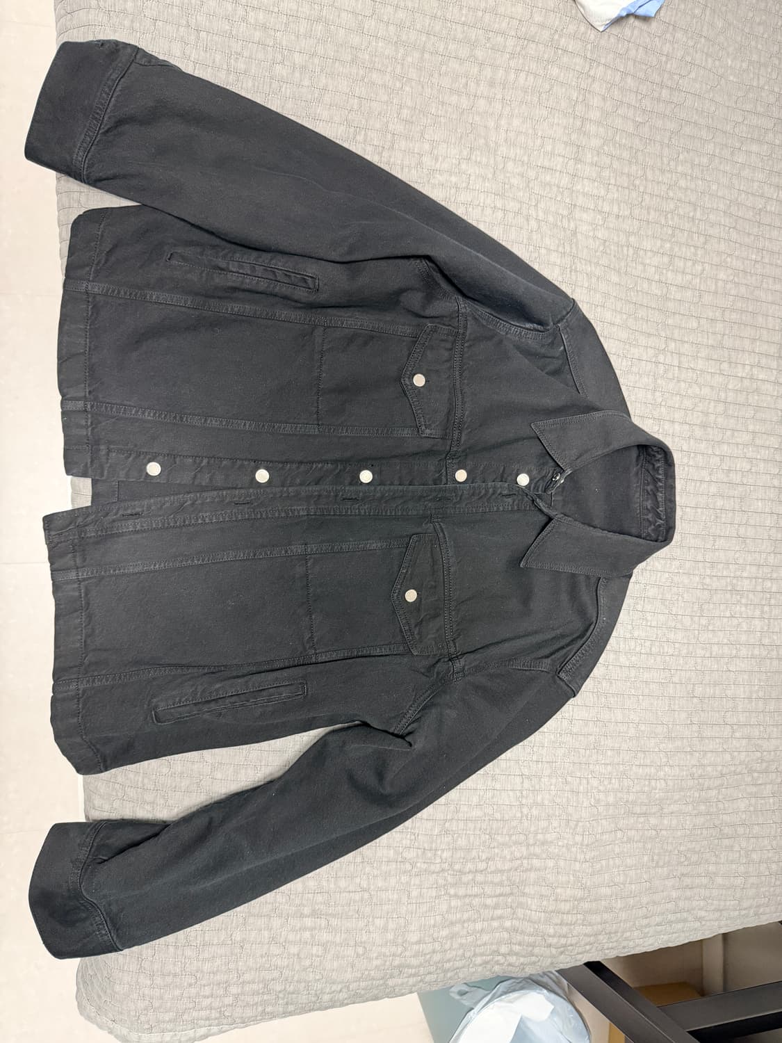 솔리드옴므 흑청데님자켓 상품이미지1