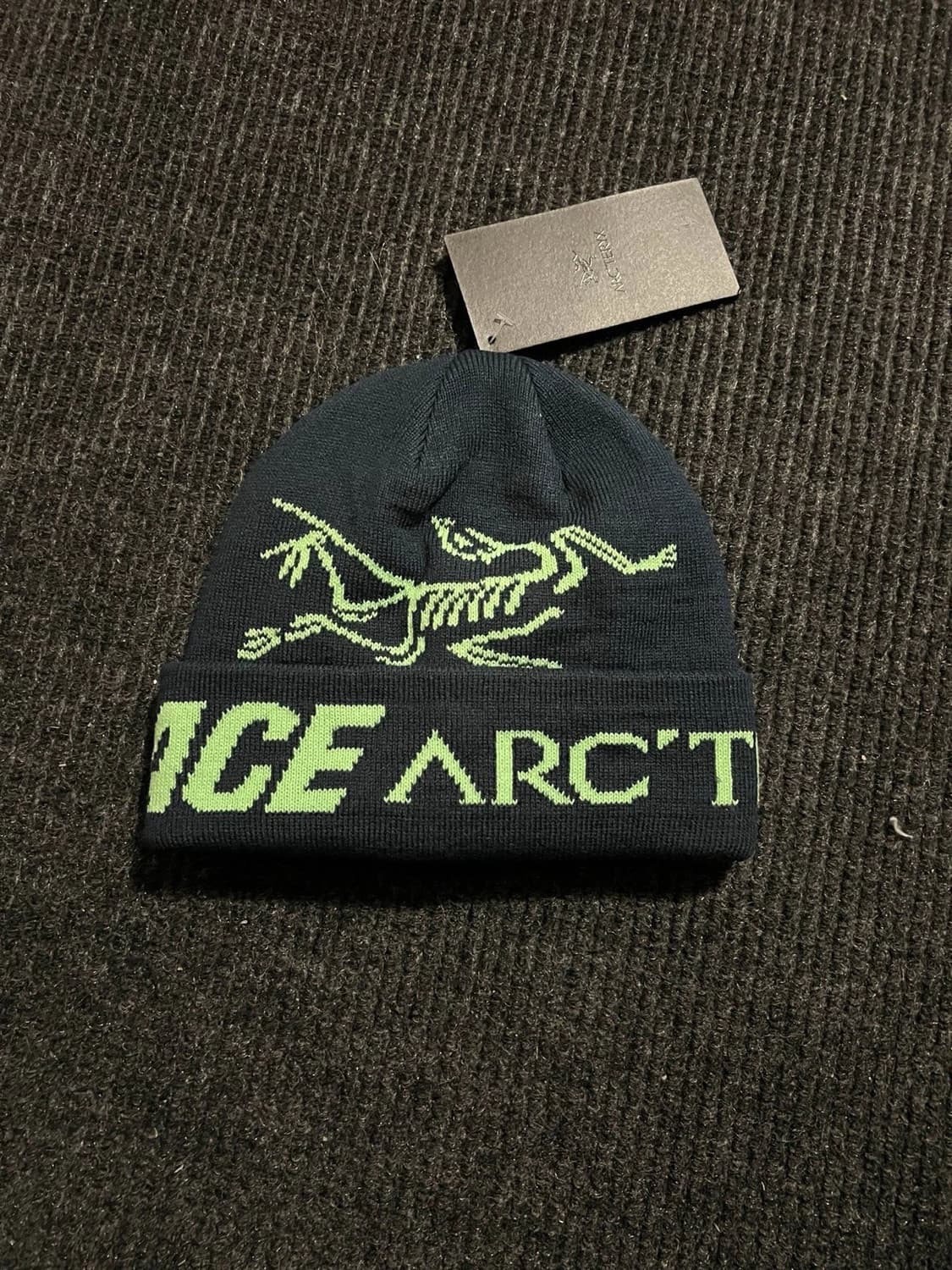 20FW 팔라스 x 아크테릭스 비니 틸 상품이미지1