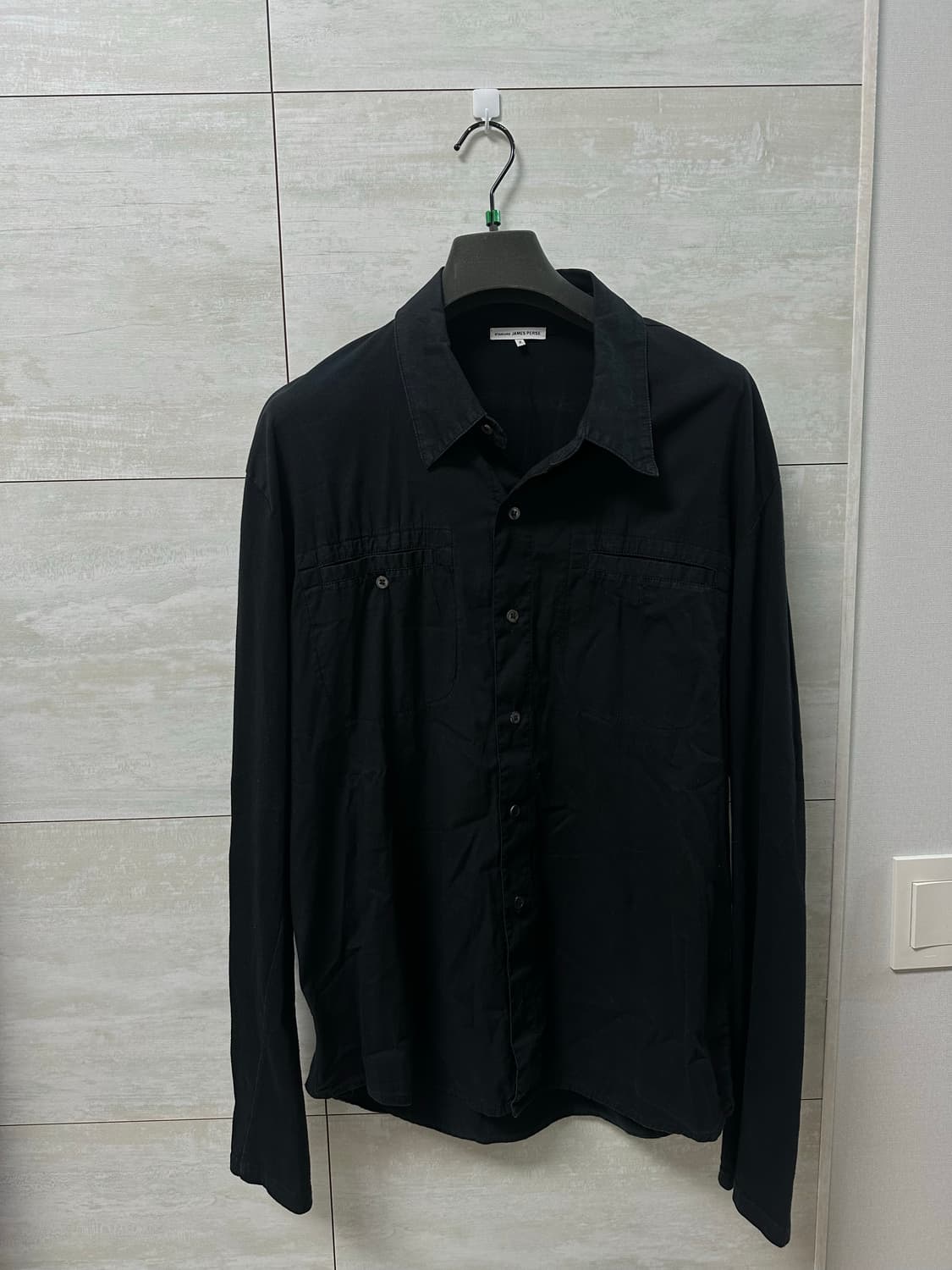제임스 펄스 블랙 투포켓 셔츠 2 상품이미지1