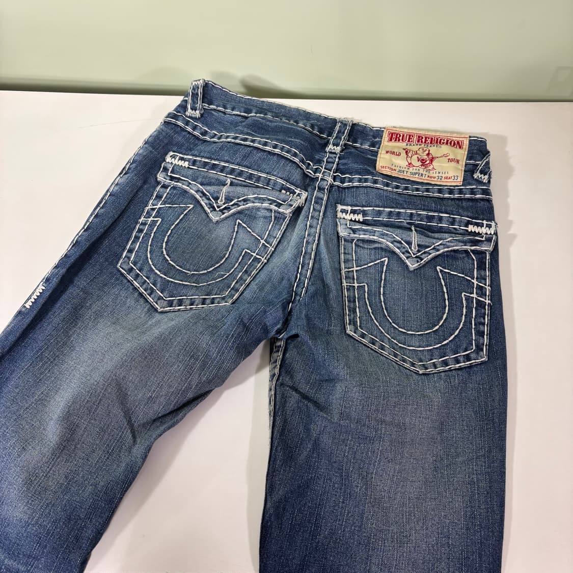 32 트루릴리전 중청 부츠컷 플레어진 상품이미지1