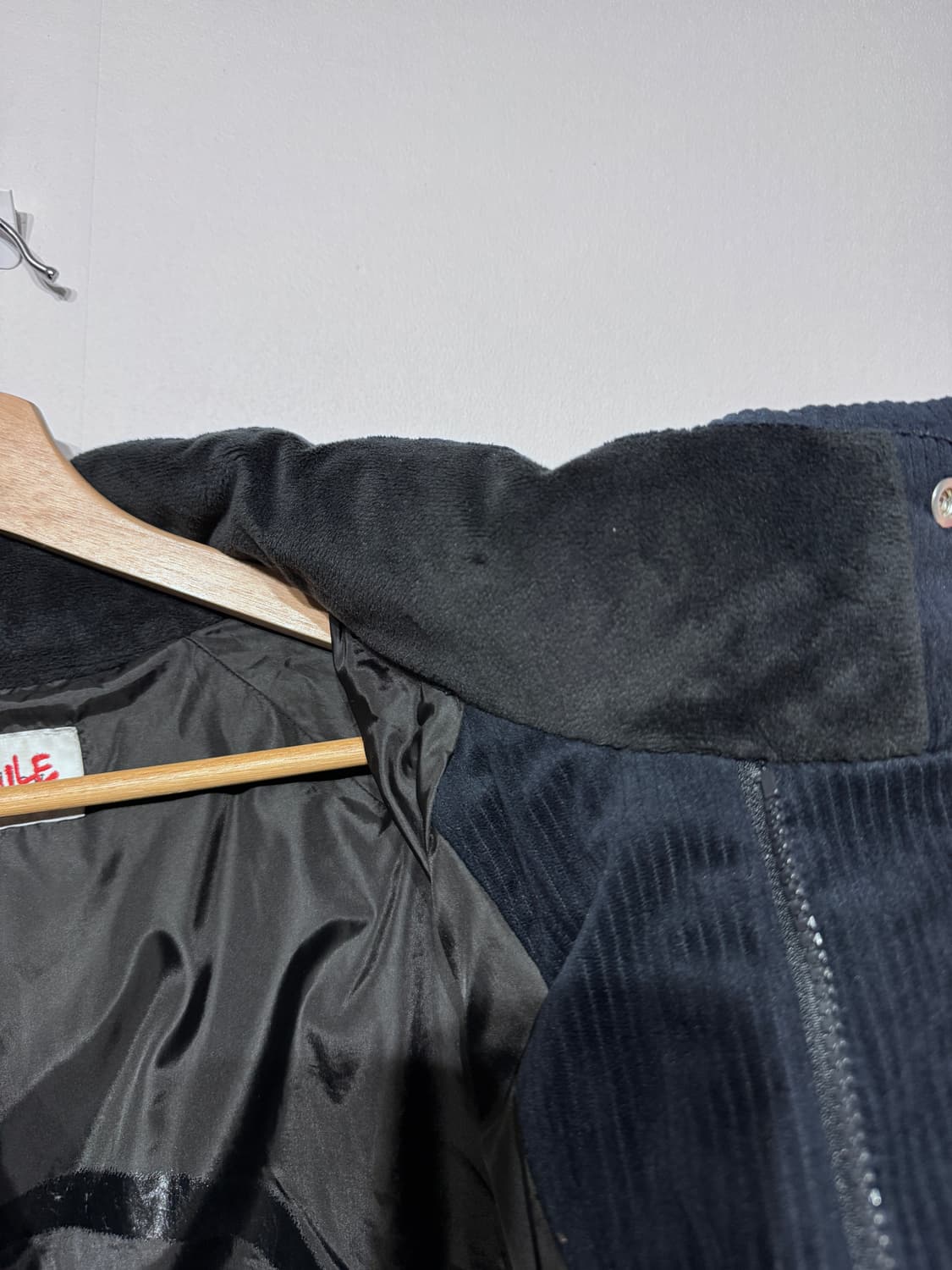 커스텀멜로우 새드스마일 코듀로이 다운 패딩 L 네이비 상품이미지8