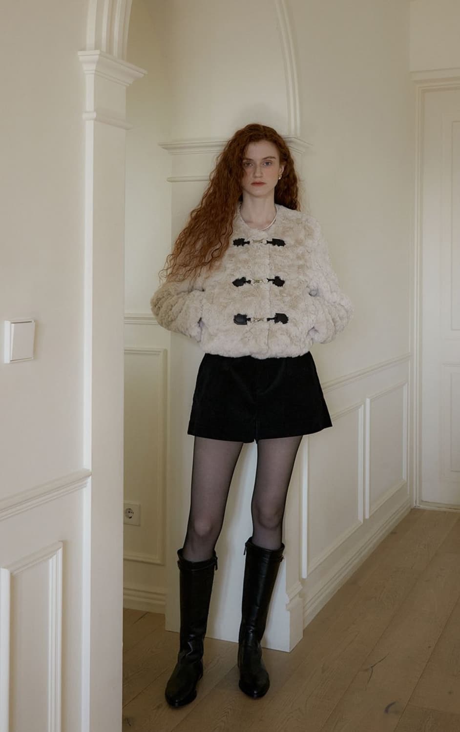 모어댄라이크 베이지 소프트 퍼자켓 상품이미지2