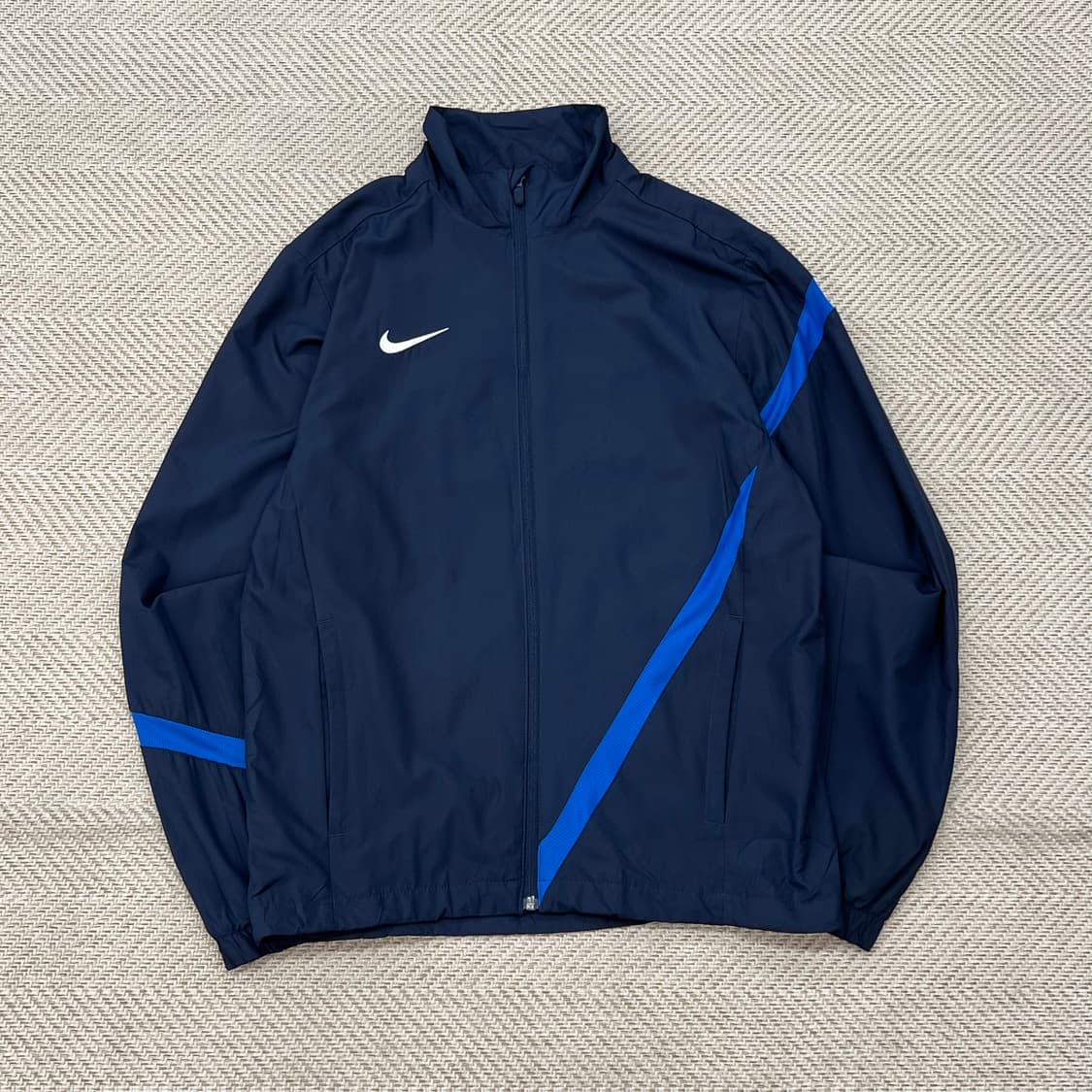 나이키 배색 바람막이 r3191 상품이미지1