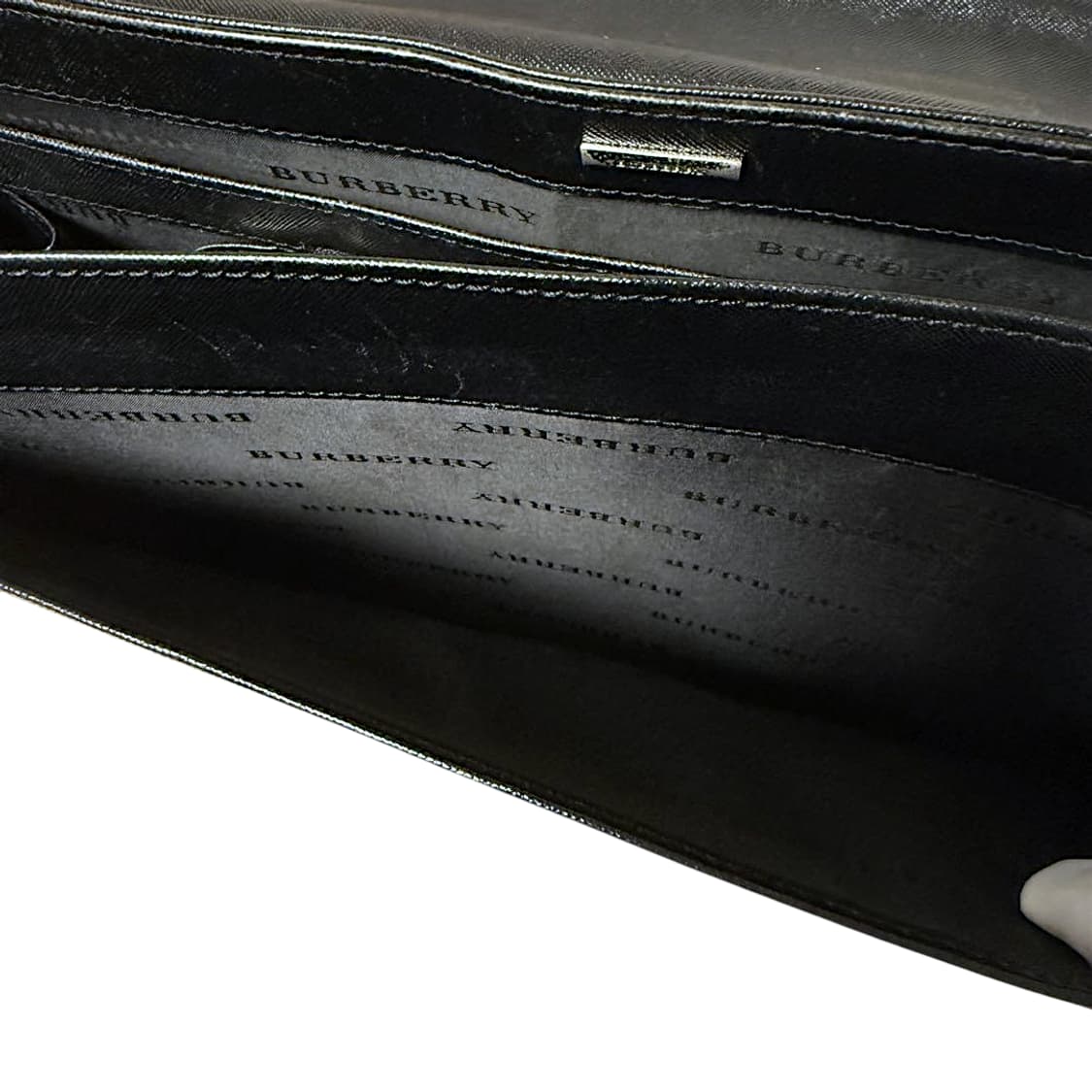 버버리 사피아노 카프스킨 브리프케이스 상품이미지10