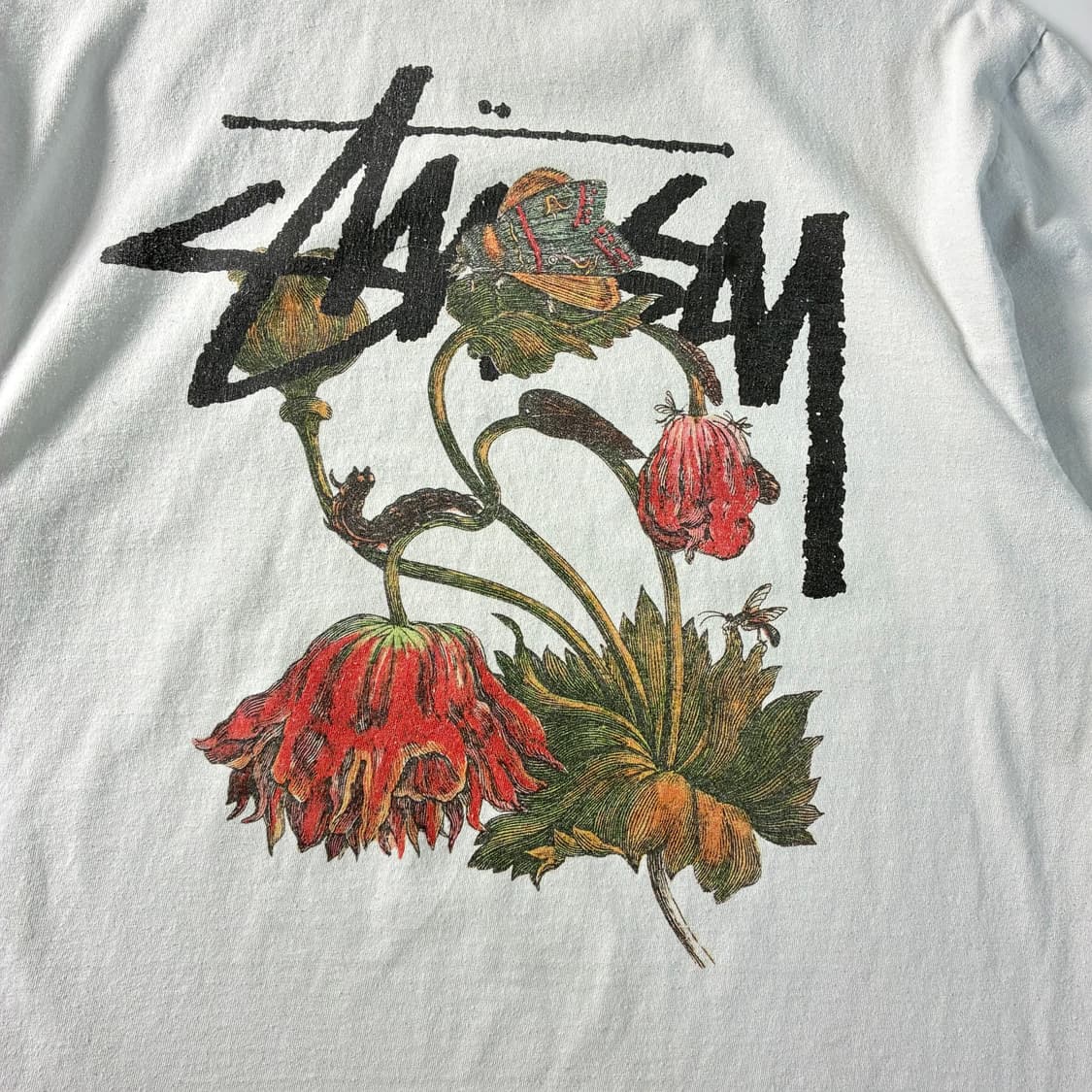 Stussy  스투시 워더드 플라워 프린팅 화이트 티셔츠  상품이미지3