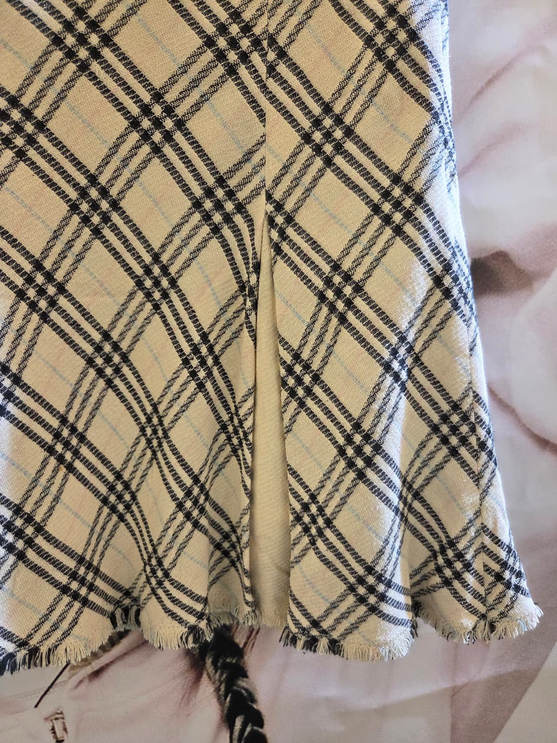 BURBERRY 버버리 아이보리 노바체크 미니스커트💯 상품이미지5