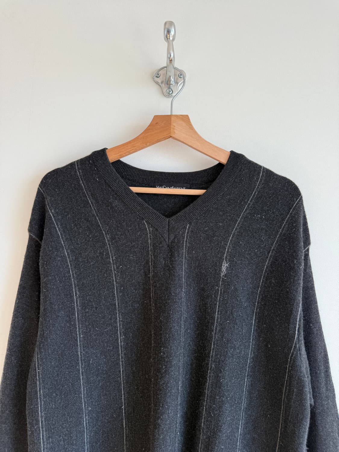 앱생로랑(YSL) 브이넥 니트 상품이미지2