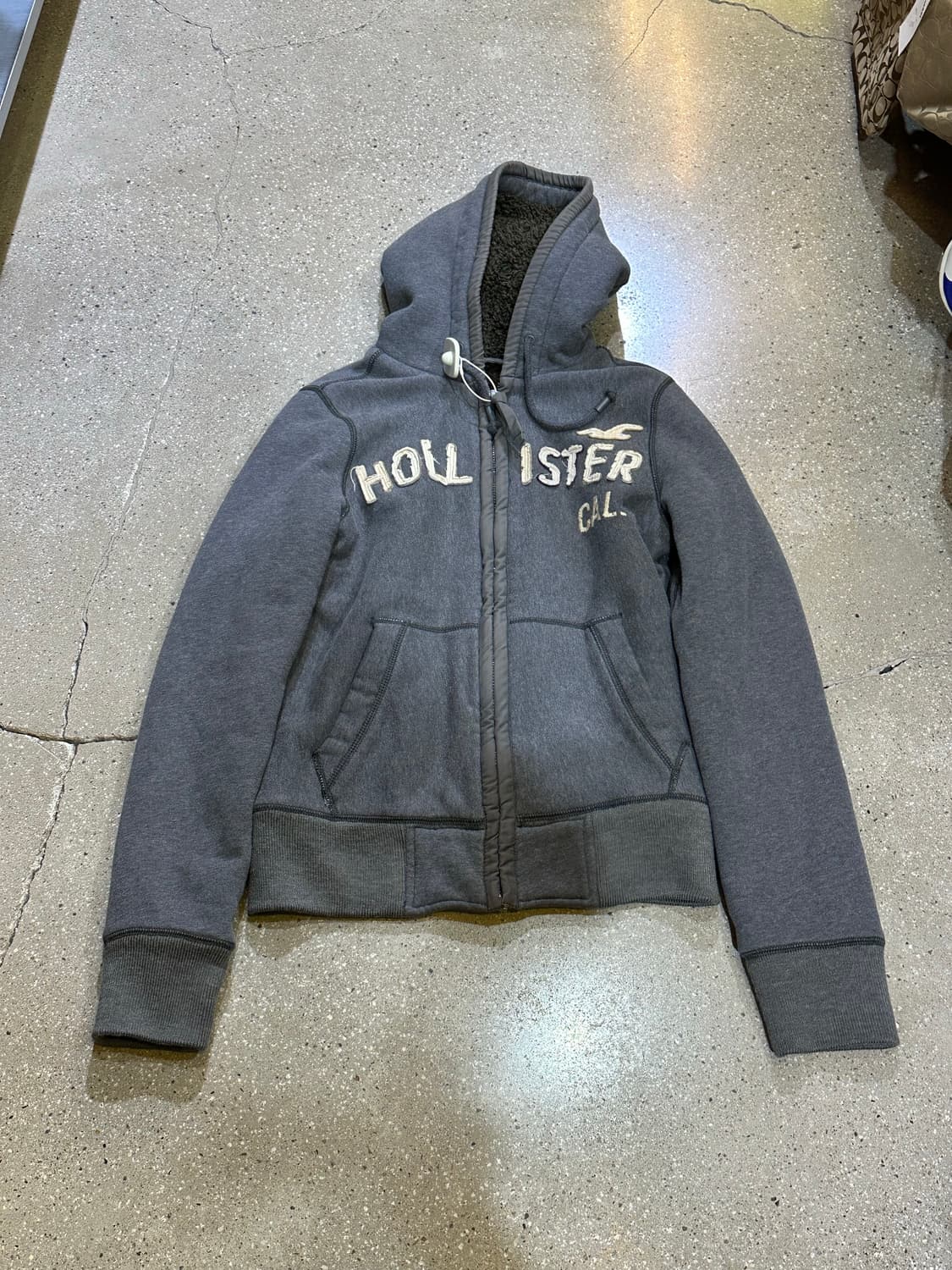 HOLLISTER 홀리스터 그레이 양털후드집업💯 상품이미지3