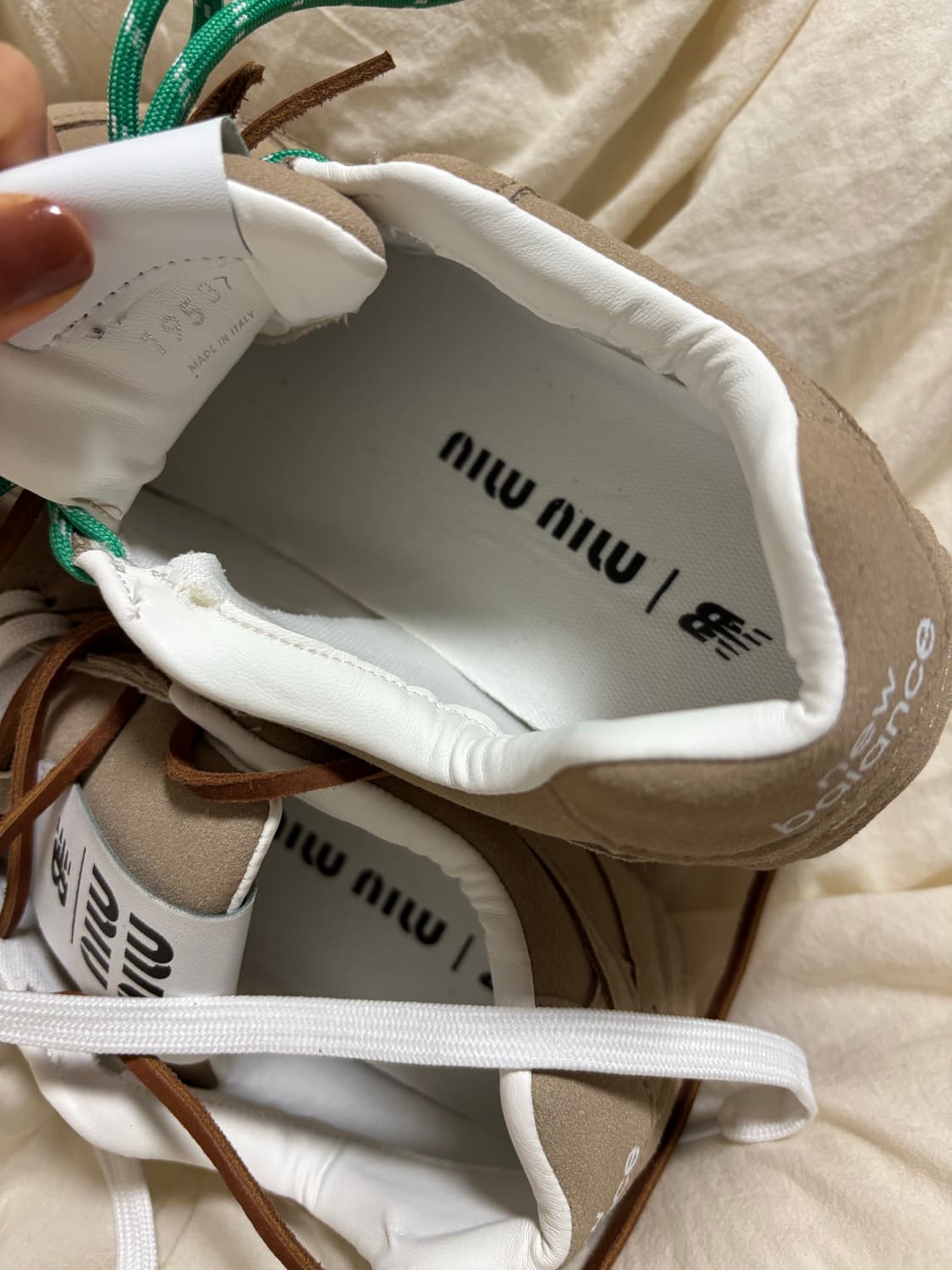 새제품 미우미우 뉴발란스 530, 235사이즈 상품이미지4
