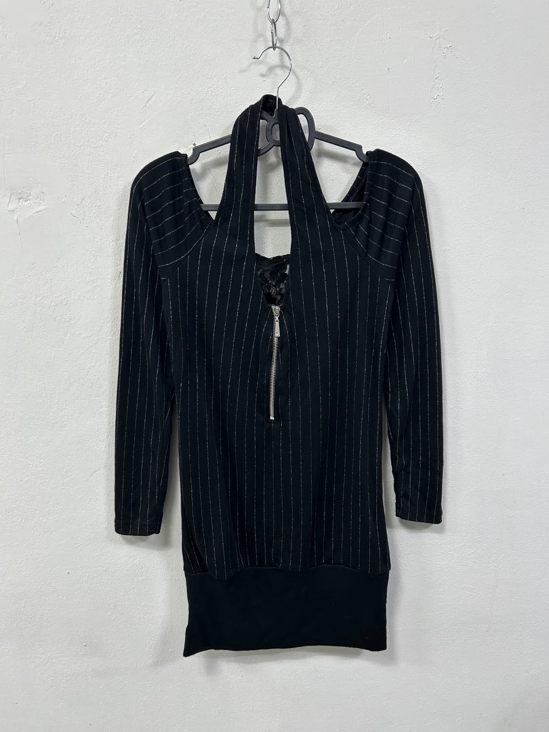 [LA*BUS] 오네갸루 실버 스트라이프 오프숄더 롱슬리브 상품이미지5