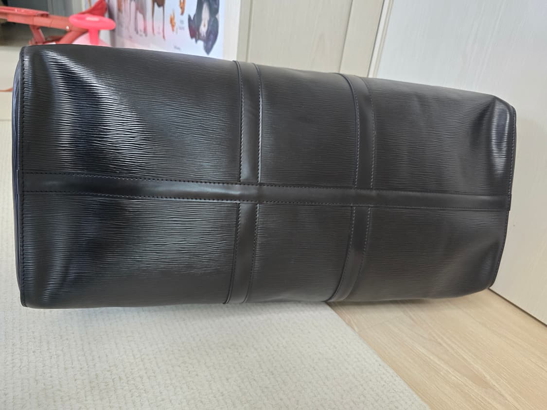 루이비통 에삐 키폴 블랙 보스턴백 60 상품이미지8