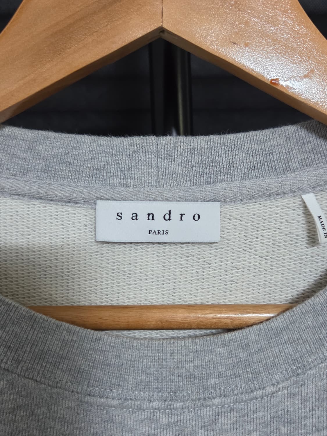 [산드로] 엠브로이더리 패치 크루넥 맨투맨 | 00208 상품이미지3