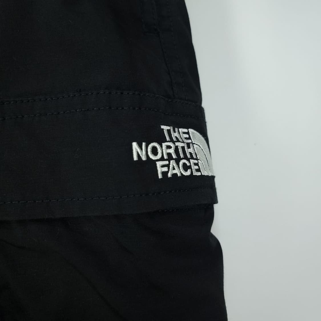 [노스페이스] 로고 자수 커고 반바지 블랙 M20214 상품이미지7