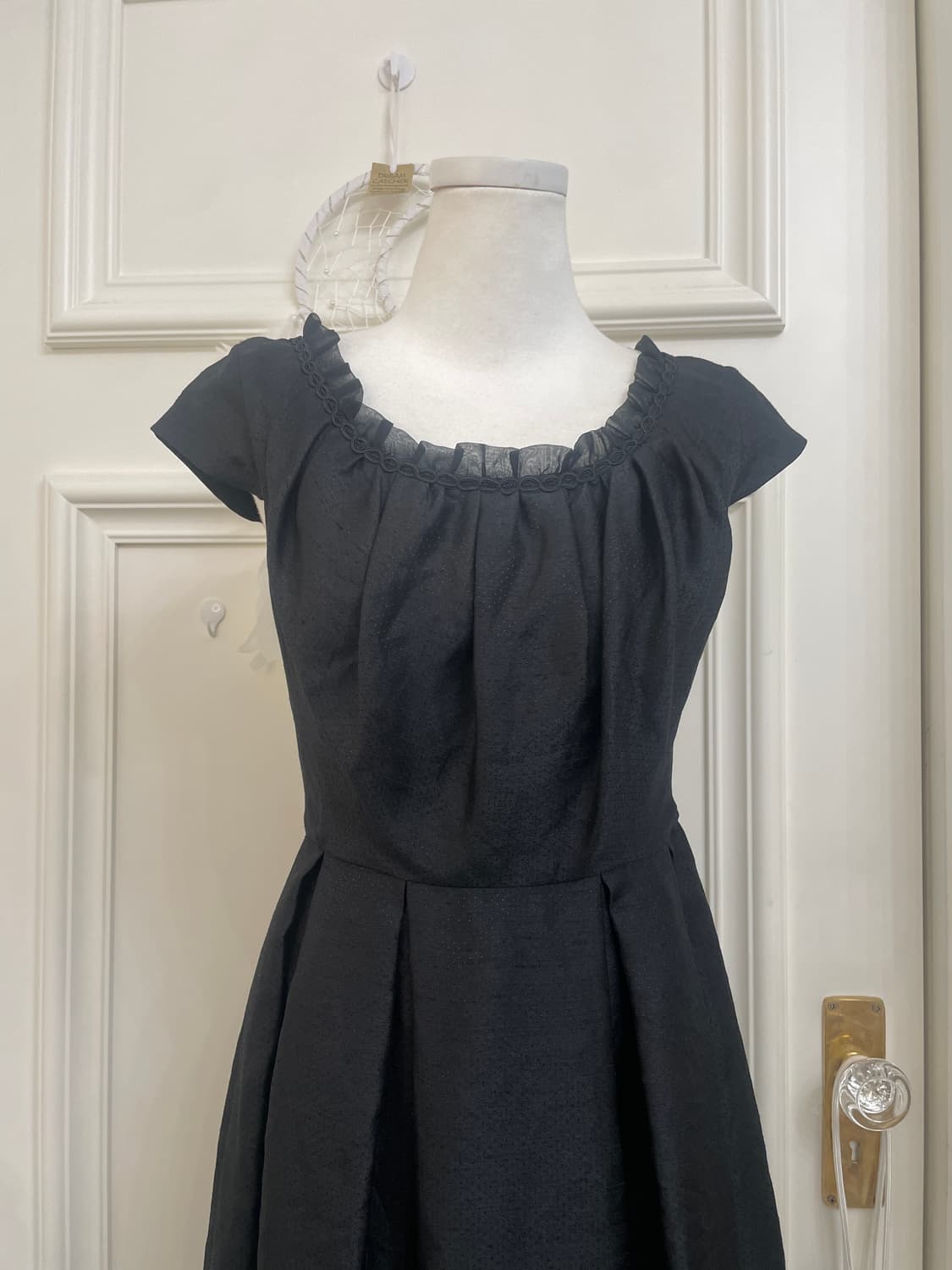black pleats french sleeve neck shirring 상품이미지5