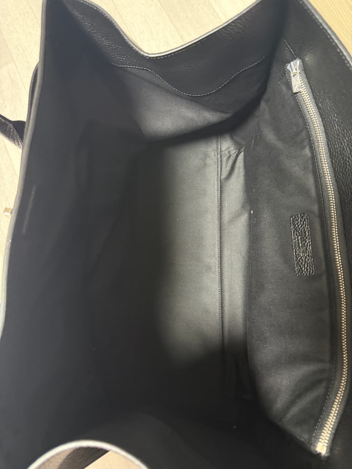 준느 B03 레더백 판매합니다 상품이미지4