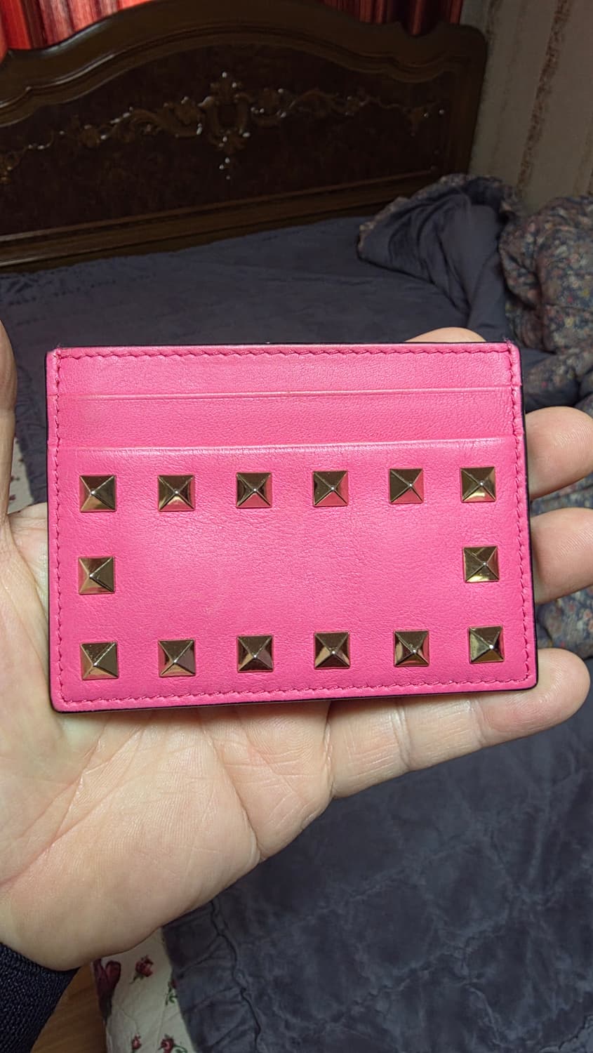 (정품) 발렌티노 가라바니 락스터드 카드지갑/개인/팝니다. 상품이미지2