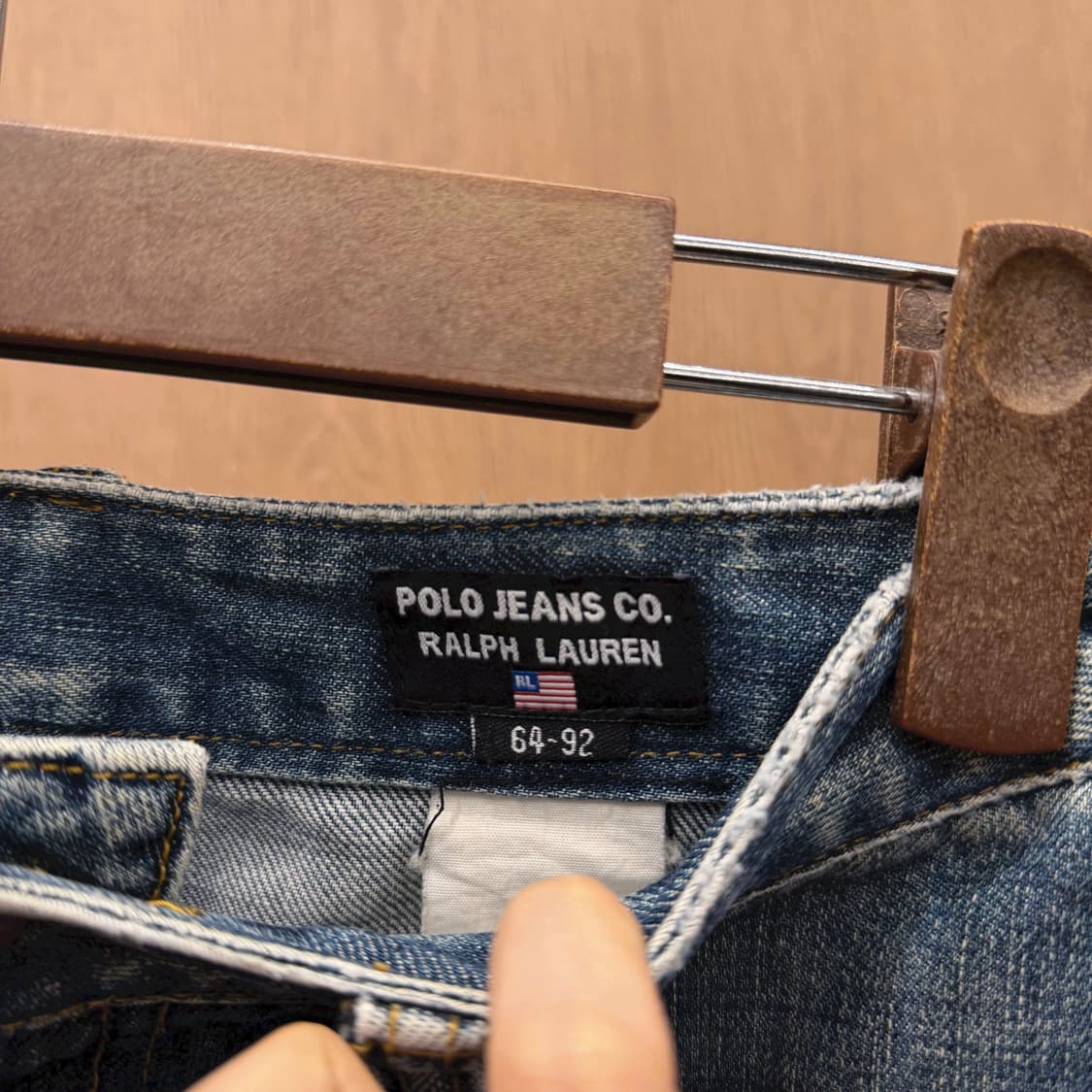 폴로 진스 데님 미니 스커트 빈티지 워싱 레더 패치 디테일 중청 상품이미지7