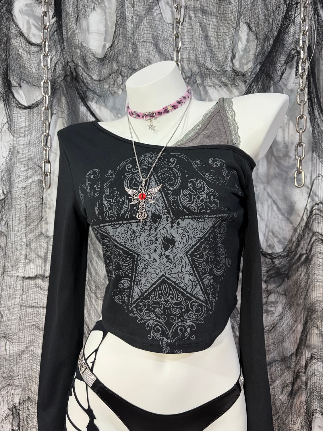 Y2K Gothic star off-shoulder sleeve 상품이미지4