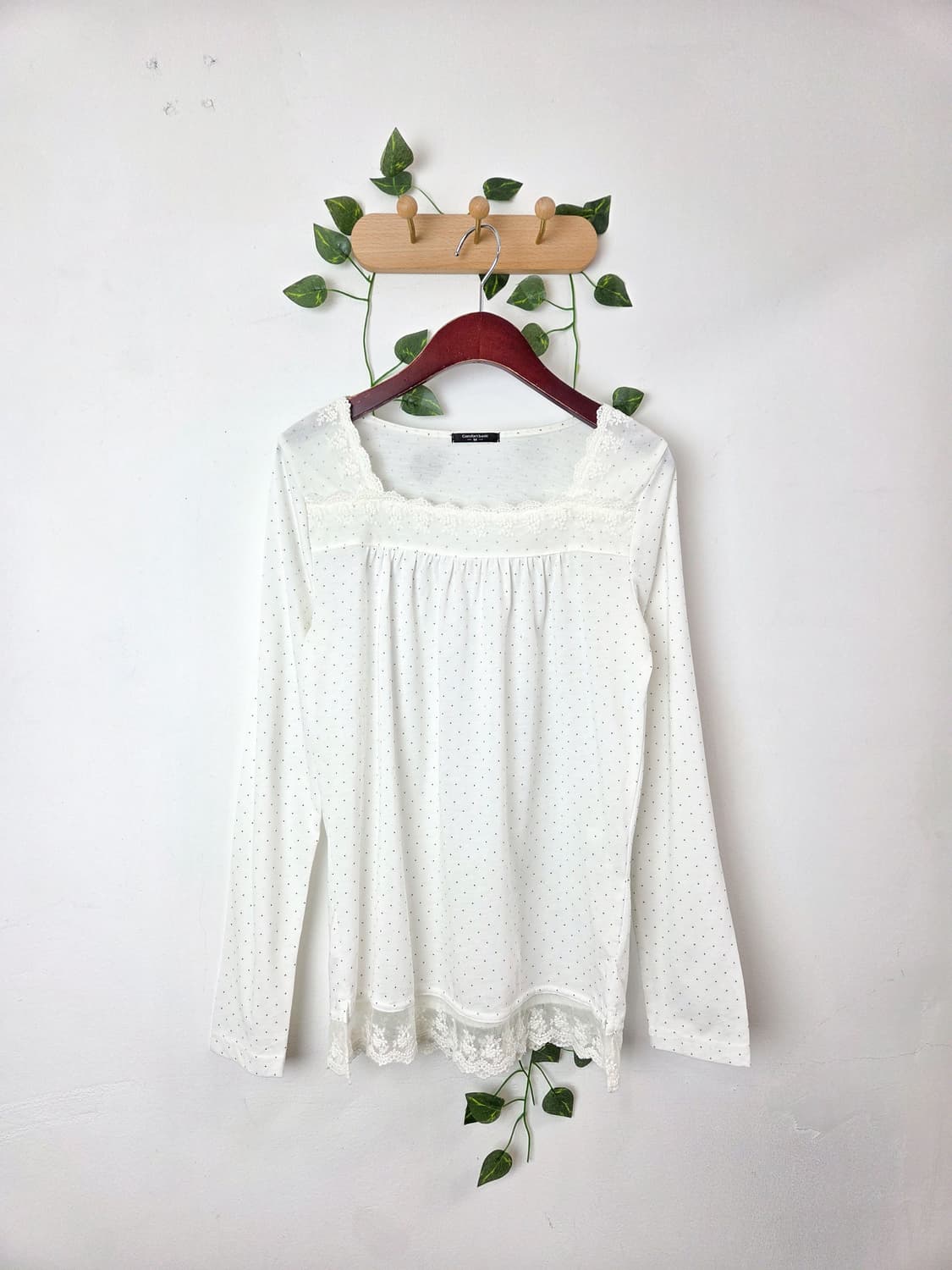 comfort basic 스퀘어넥 도트 슬리브 상품이미지1