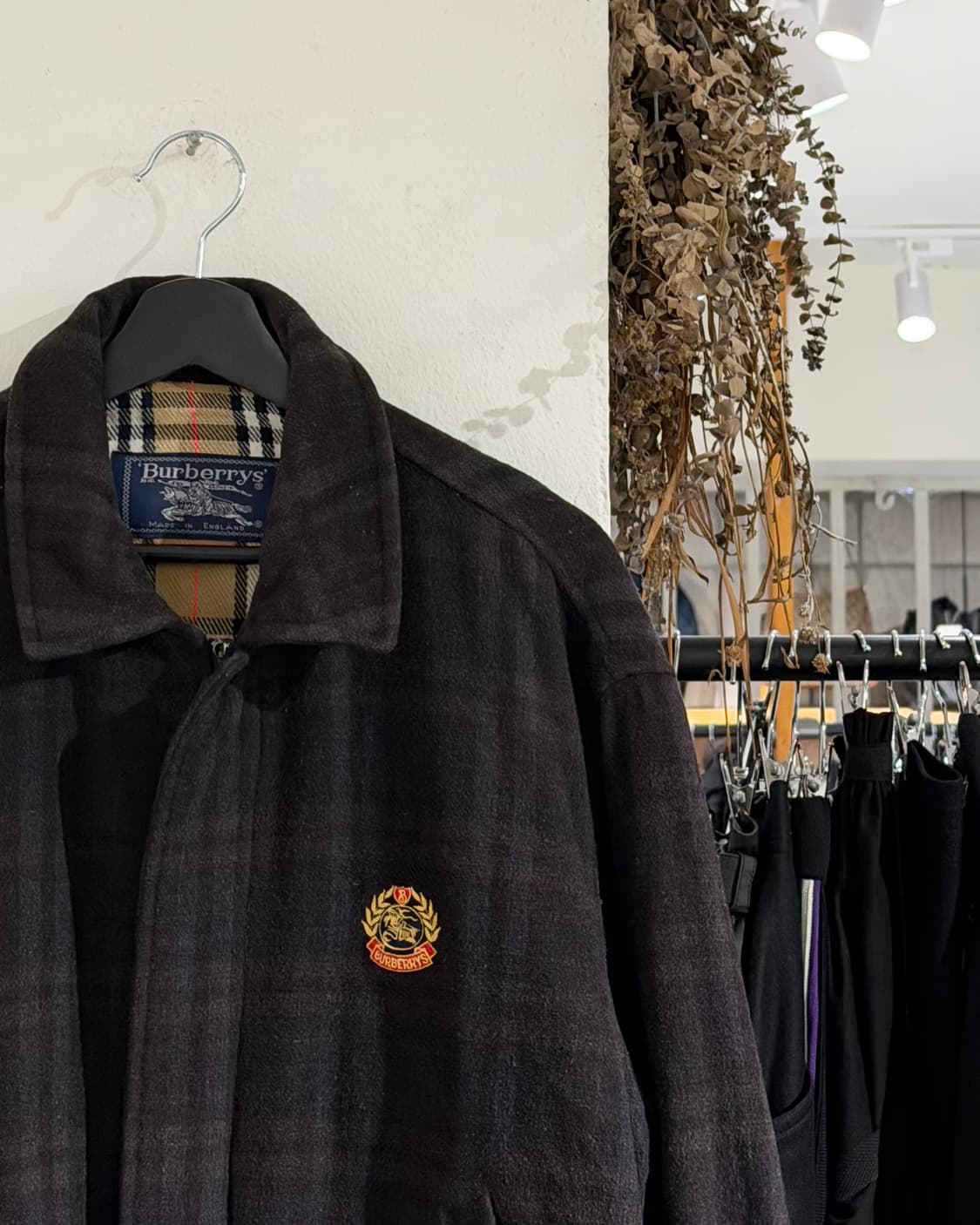 버버리 다크브라운 90s 크레스트 로고 블루종 자켓 상품이미지3