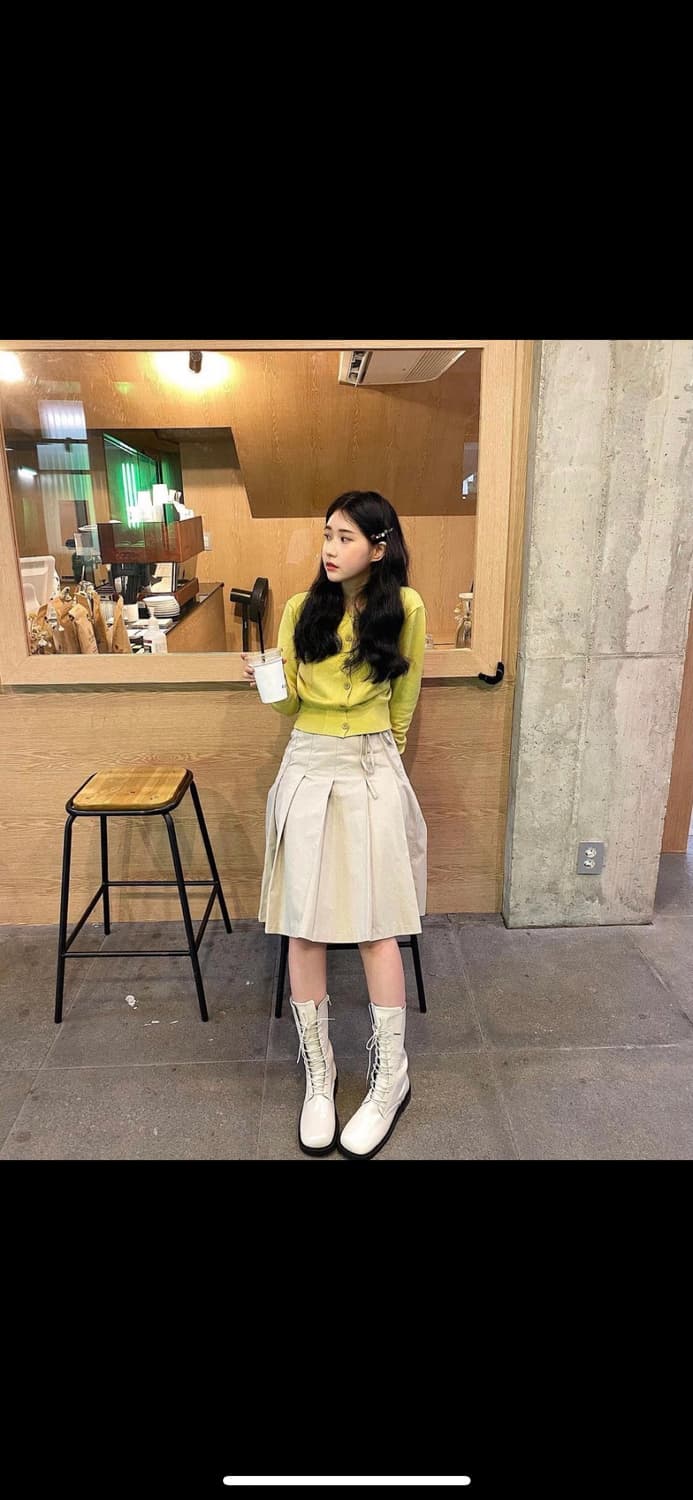 에이딘에이블 베이지 플리츠 리본 미디 스커트 상품이미지6