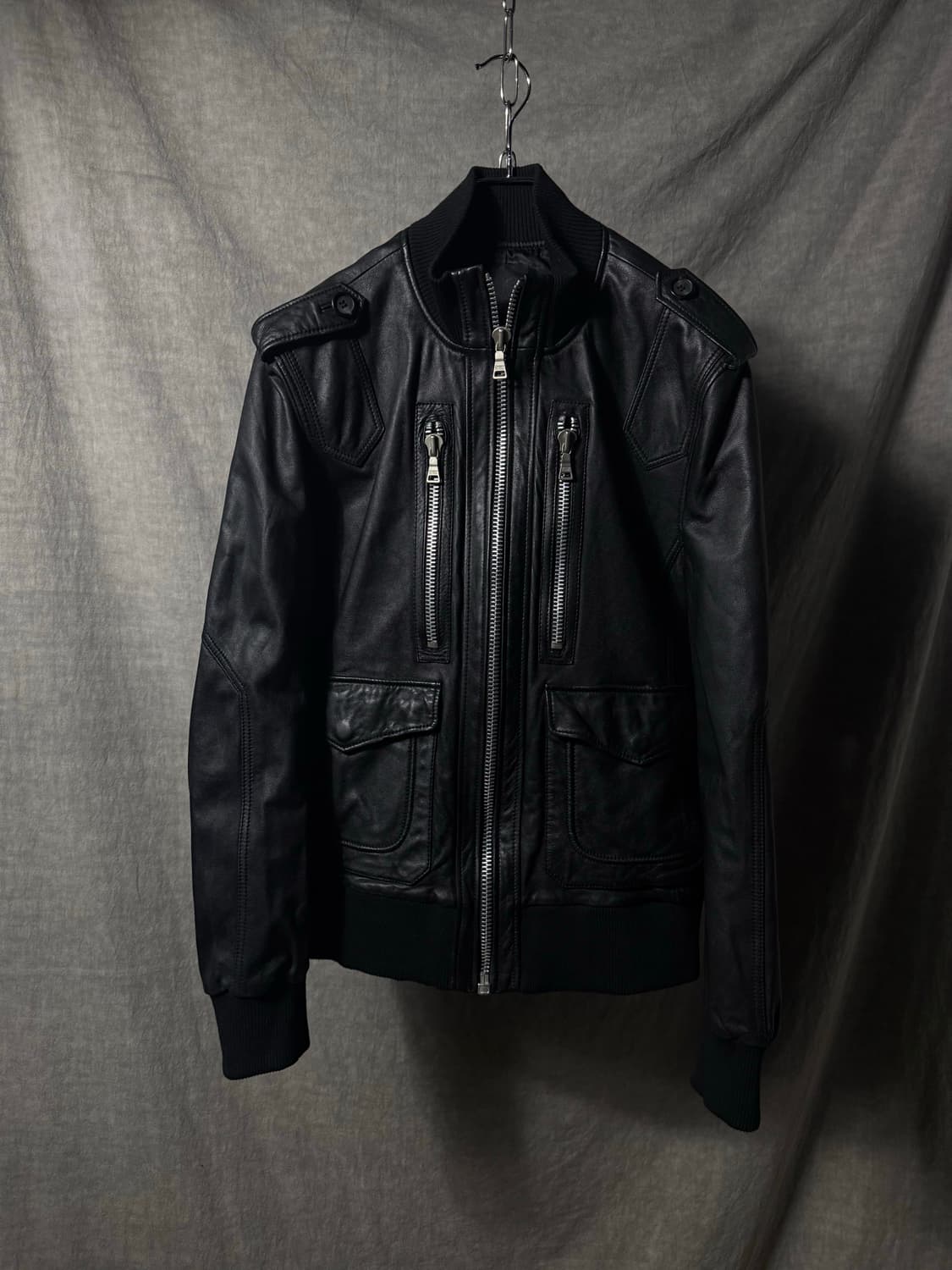 Dressed To Kill Leather Bomber Jacket   상품이미지2