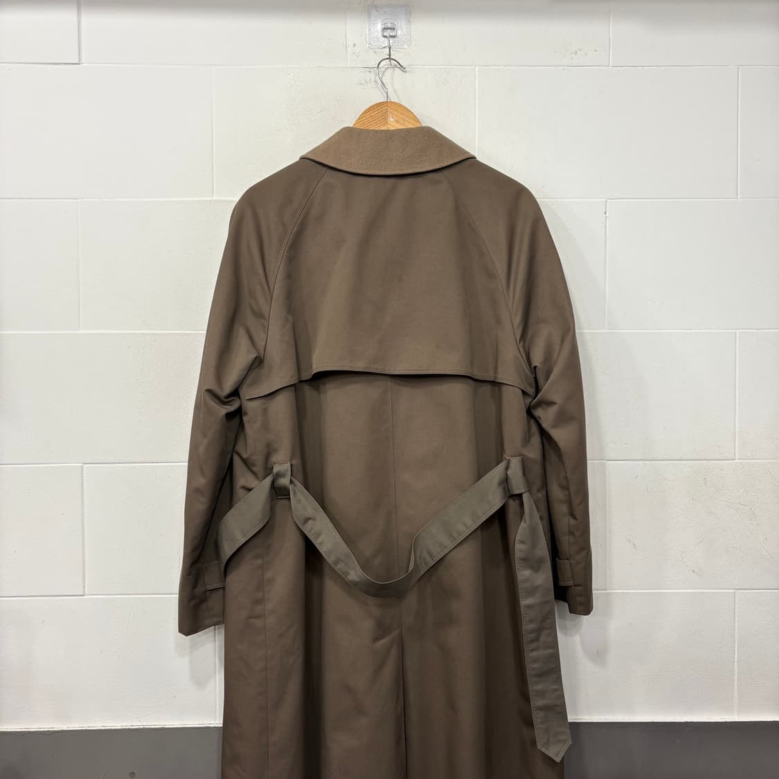 크리스찬디올 벨티드 트렌치코트 상품이미지9