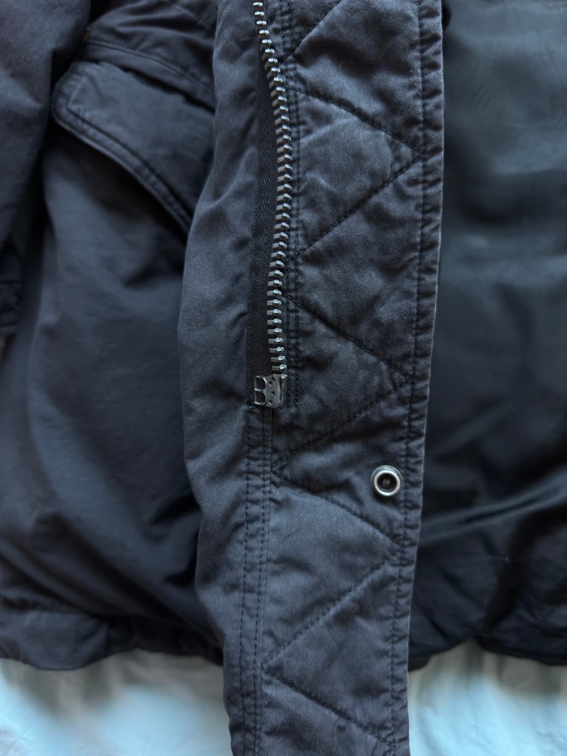 비즈빔 22AW 발데즈 다운 블랙 상품이미지3