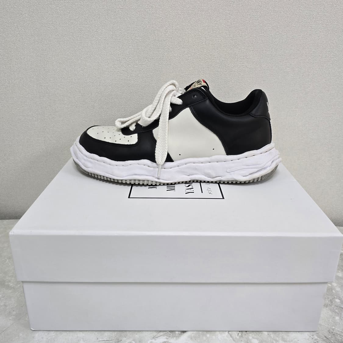 메종 미하라야스히로 웨인 스니커즈 신발 43사이즈 판매 상품이미지1