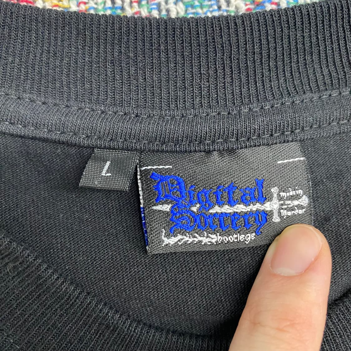 시리얼 익스페리먼츠 레인 부틀렉 애니메이션 티셔츠 애니티 상품이미지3