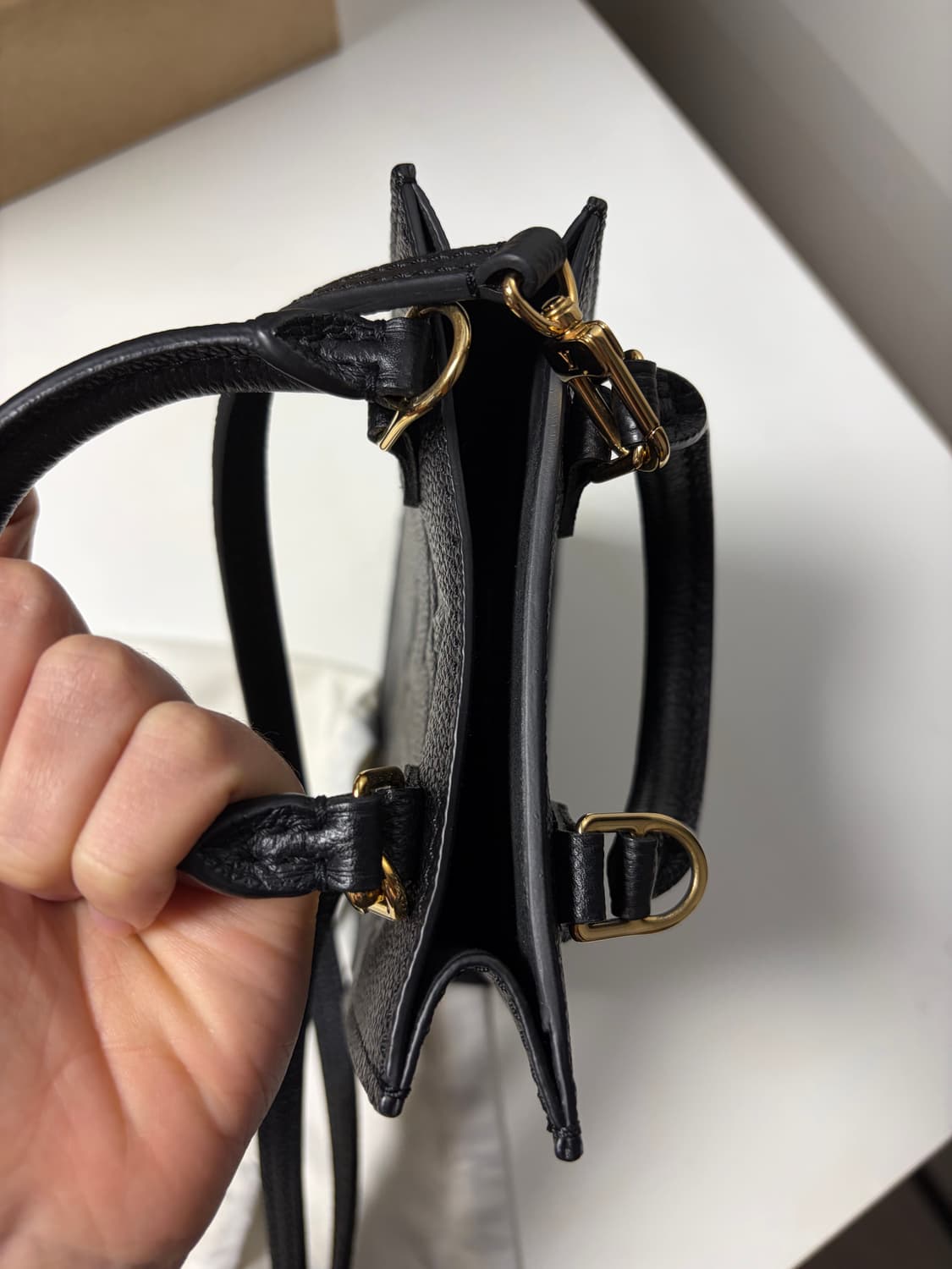 루이비통 쁘띠 삭플라 앙프렝뜨 상품이미지9