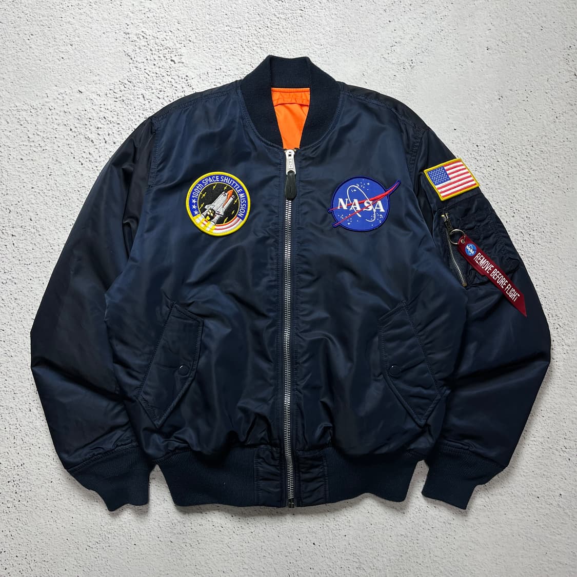 Alpha Industries MA-1 NASA Flight Jacket 상품이미지2
