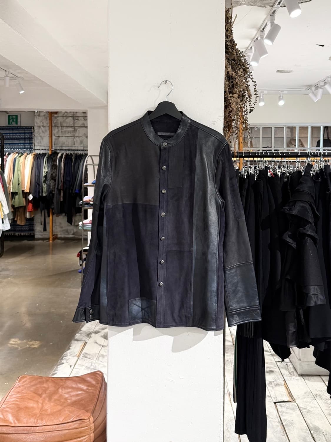 존바바토스 네이비 리얼레더 스웨이드 셔츠 자켓 상품이미지1