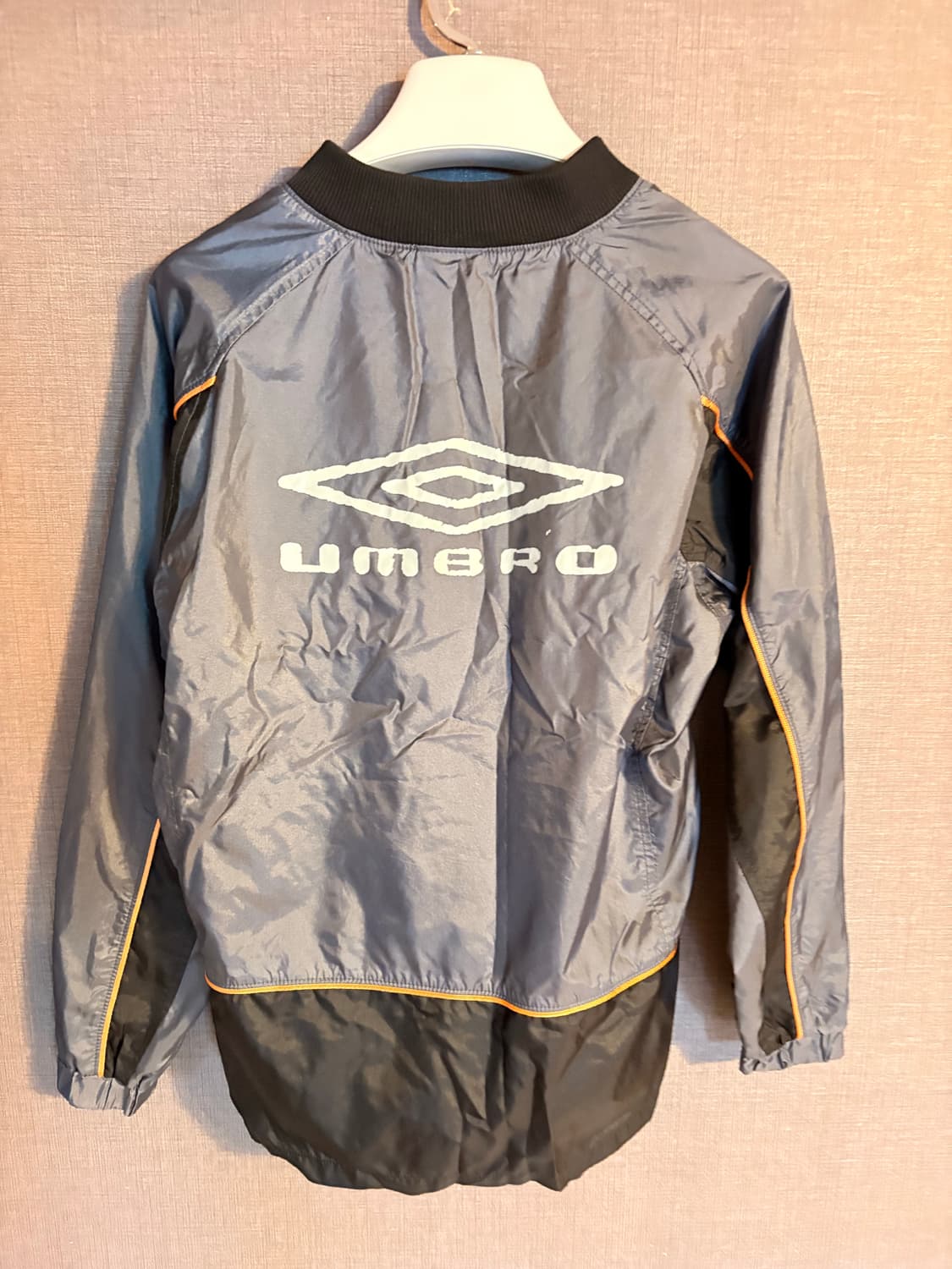 엄브로 UMBRO 바람막이 150 사이즈 상품이미지6